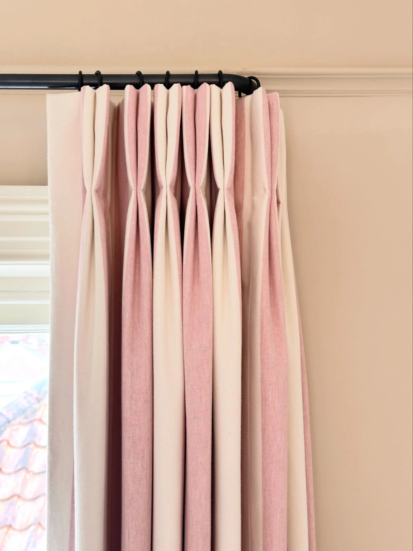 A moment for these gorgeous candy stripe curtains we hand crafted for a stunning whole house project in Wells Next the Sea 🪡🩰

Debbie made up this @ian_mankin fabric into three pairs of double pleat headed, hand interlined and blackout lined curtai