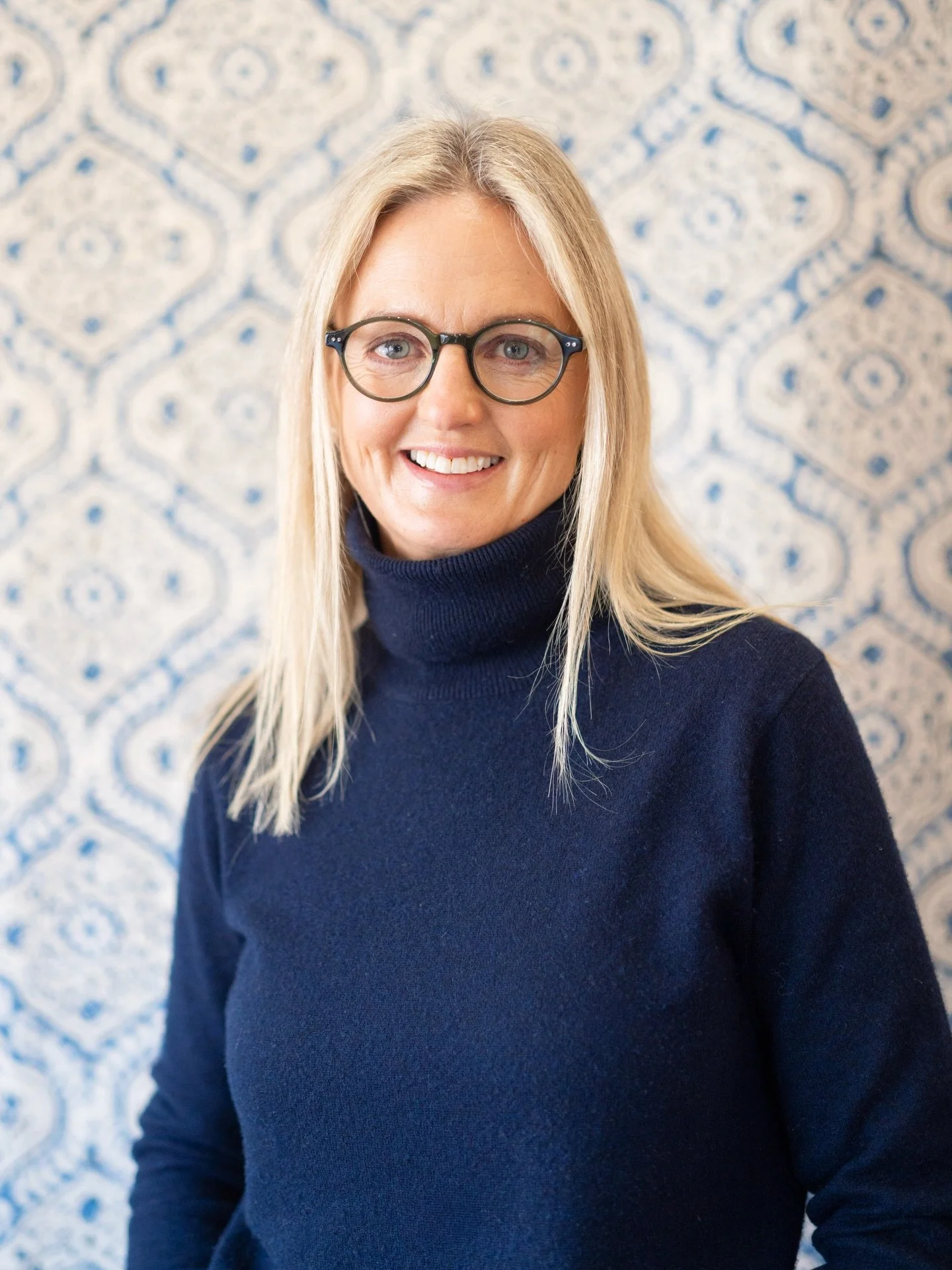 With the business marking its 20th anniversary this year, and having had so many of you join our journey on instagram recently, I thought it was time to do a little reintroduction! So, hello, I&rsquo;m Lisa! 👋🏼
&nbsp;
I founded Lisa Dawson Interior
