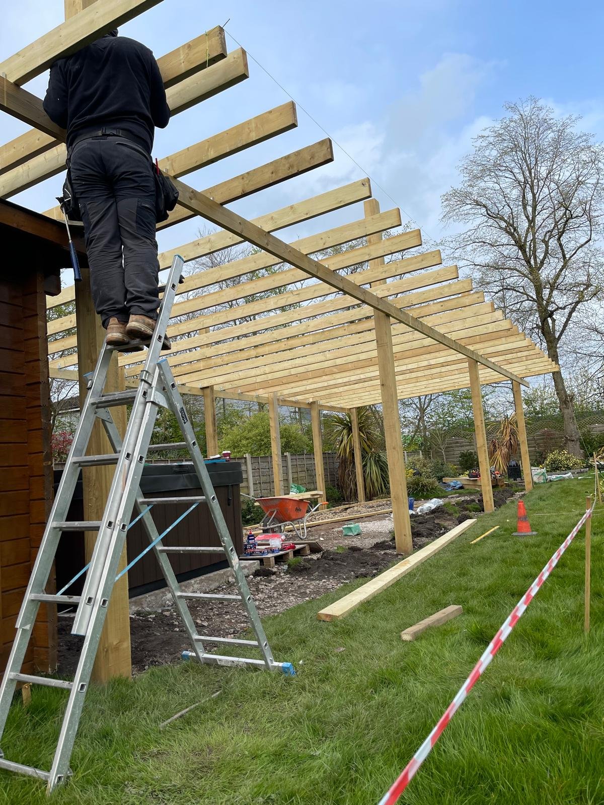 external covered terrace