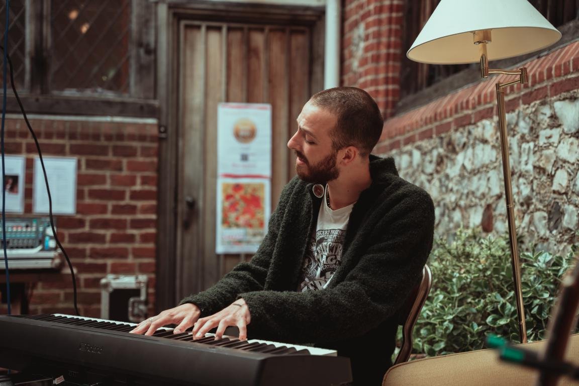 mini_poetry_&_jazz_merchants_house_norwich_2023_2.jpg