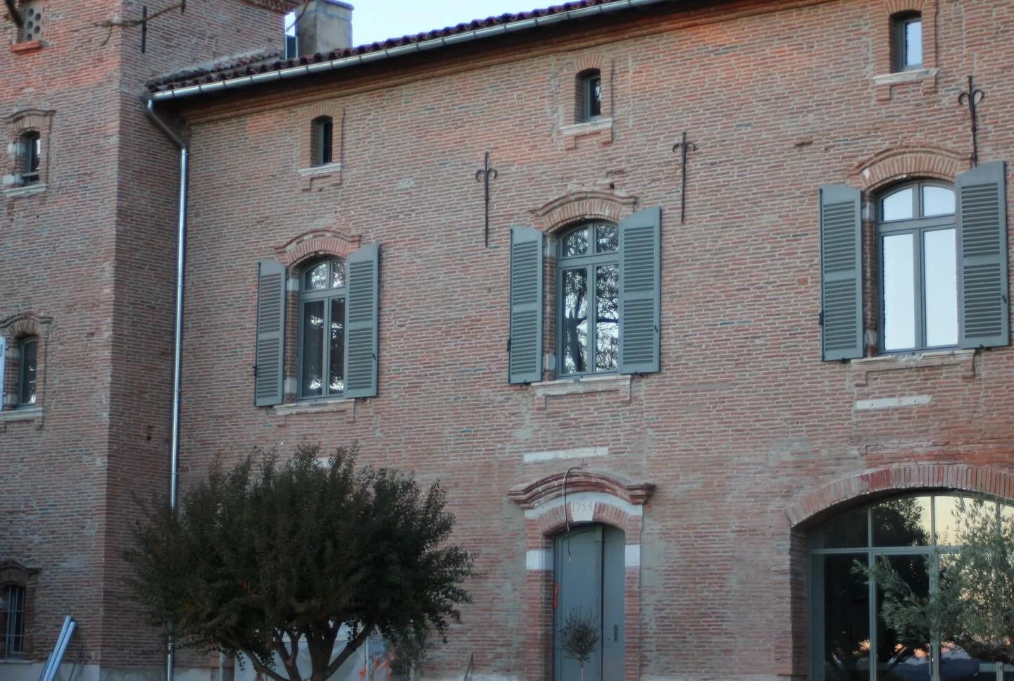 Redonner vie &agrave; notre petite mamie&hellip; ❤️

#renovation #famille #evenementiel #travaux #toulouse