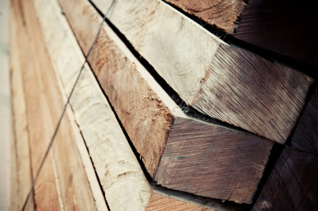 Hoeveel Krimpt Hout? Alles Wat Je Moet Weten Over Houtkrimp