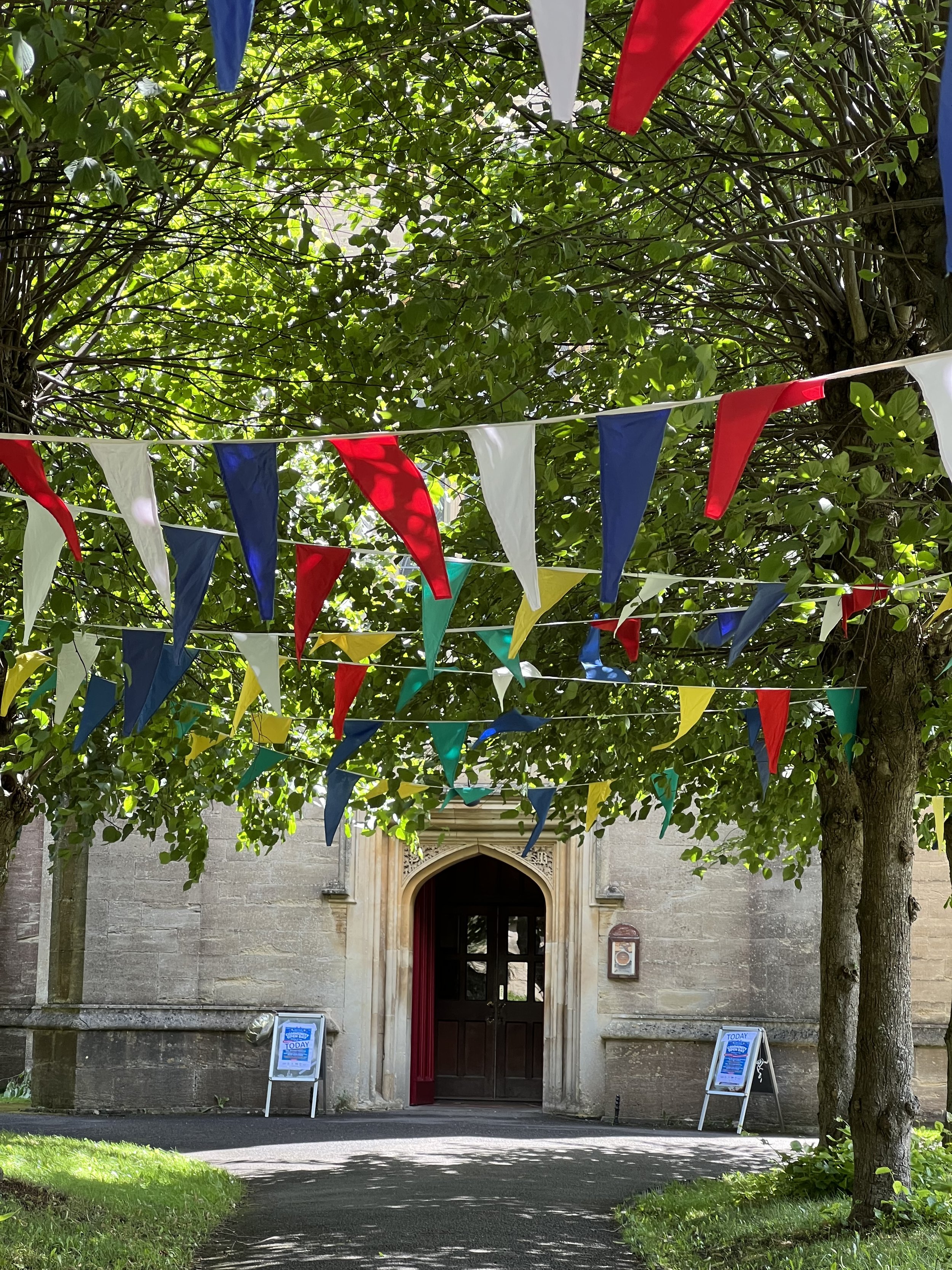 @Discover Christ Church Boa on YouTube