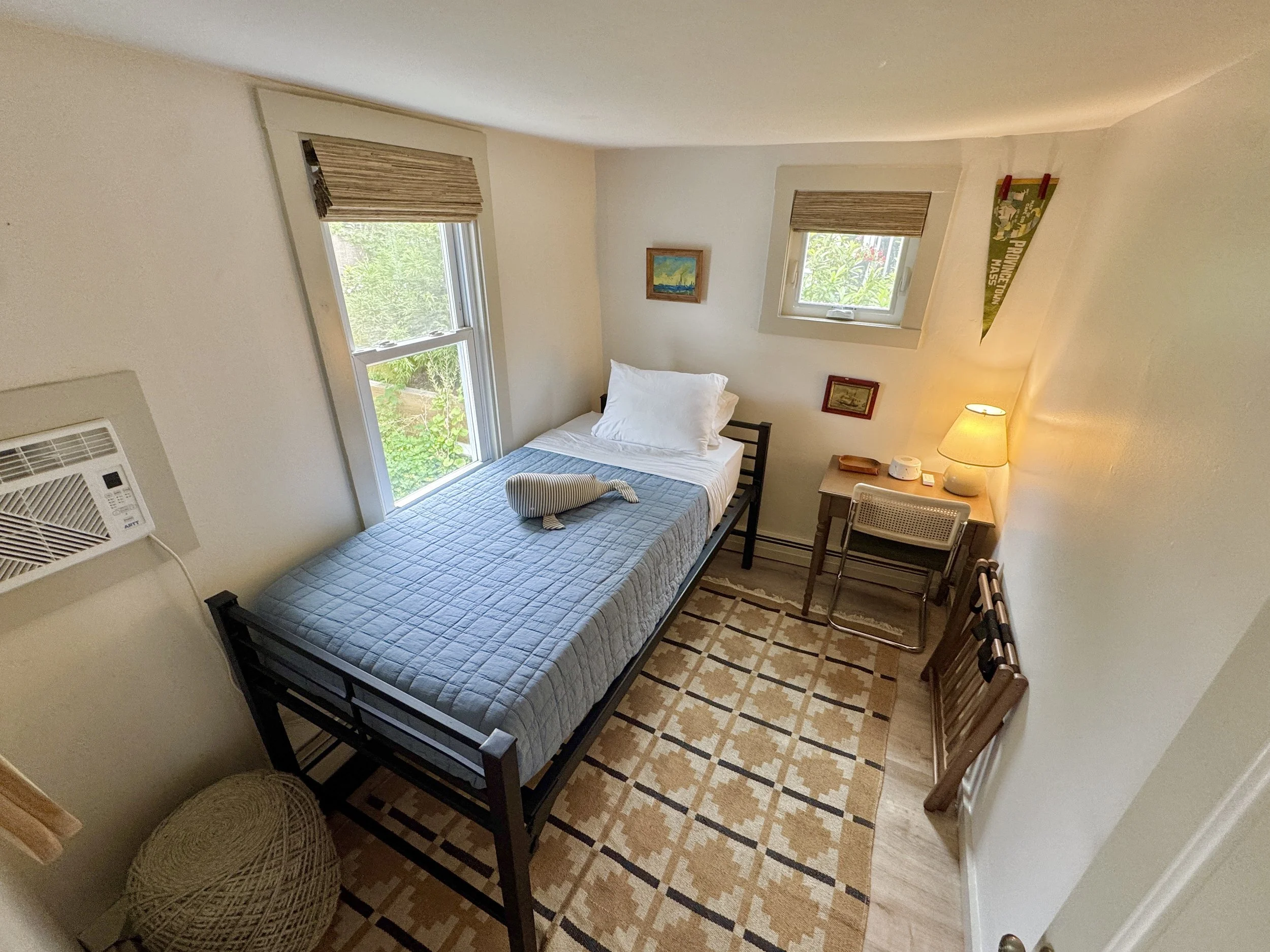 Cottage Single Room 1.jpg