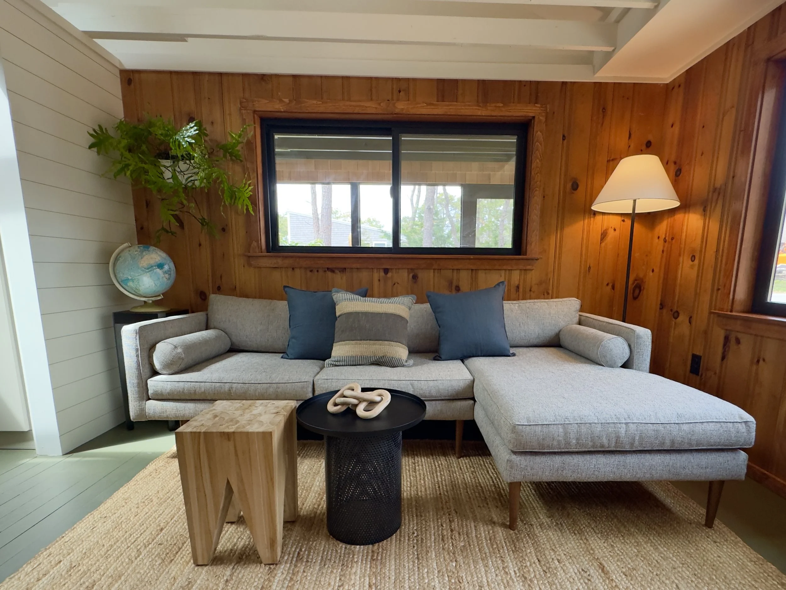 Living Room 3.jpg