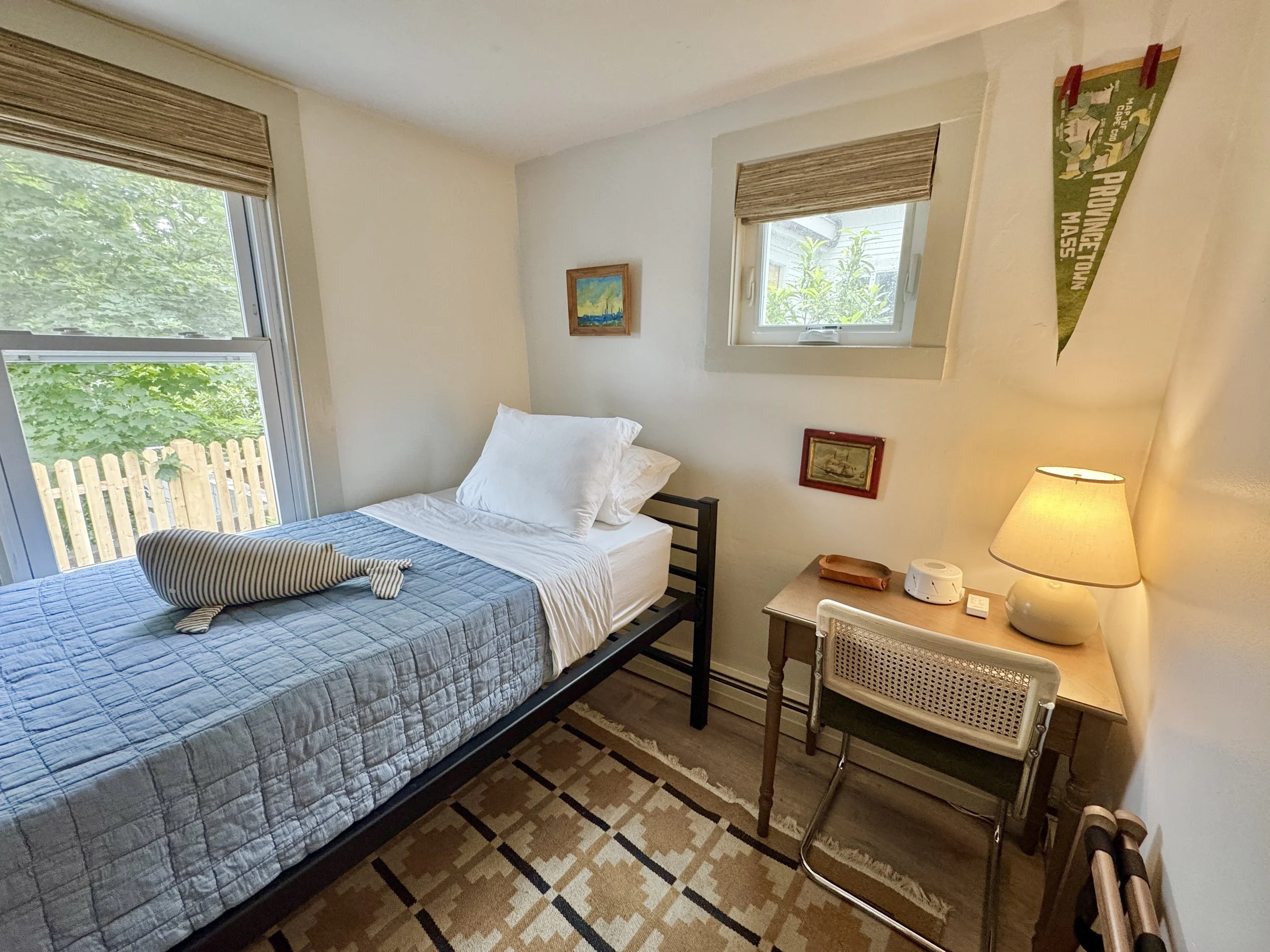 Cottage Single Room 2.jpg