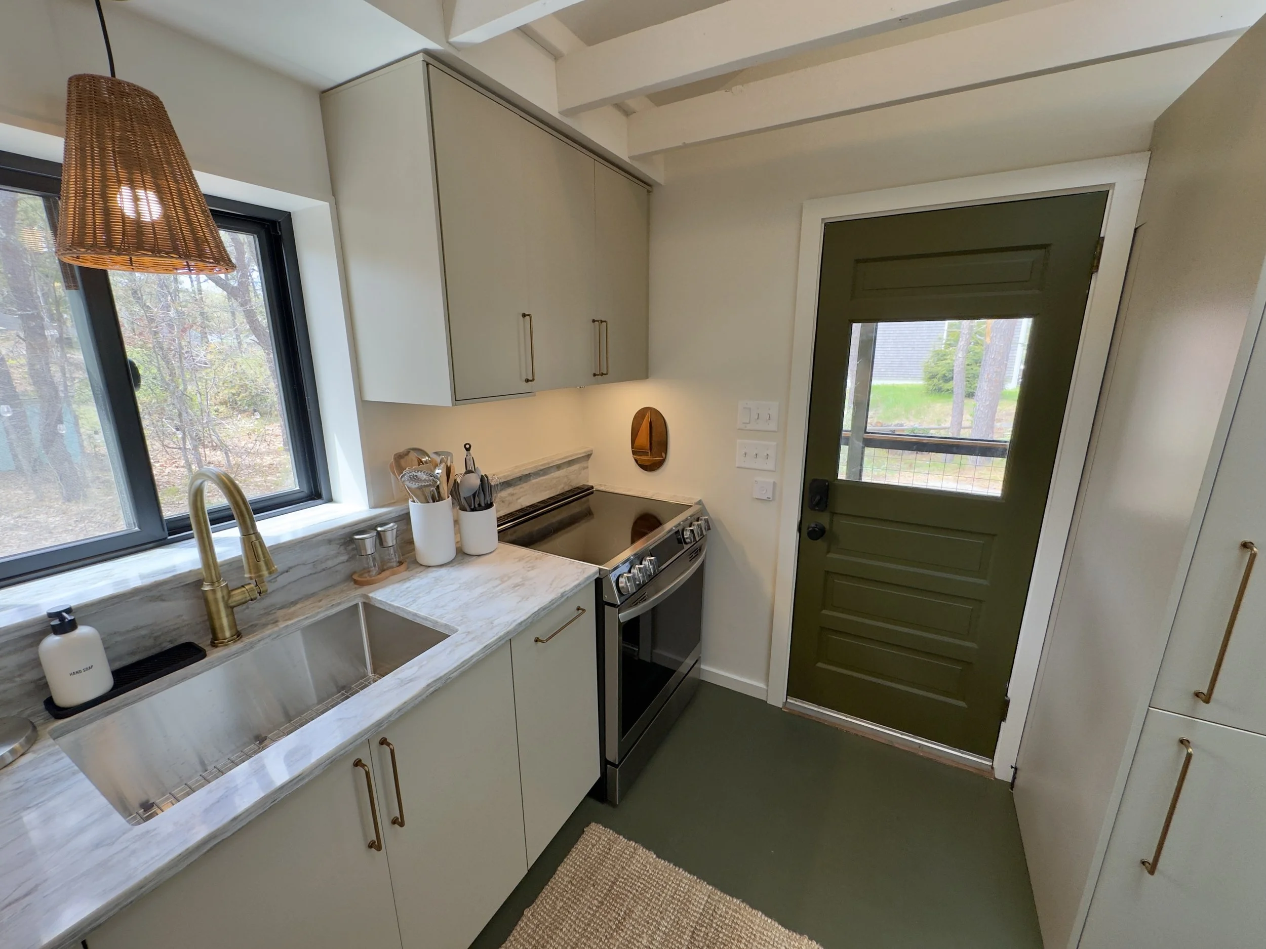 Kitchen 4.jpg