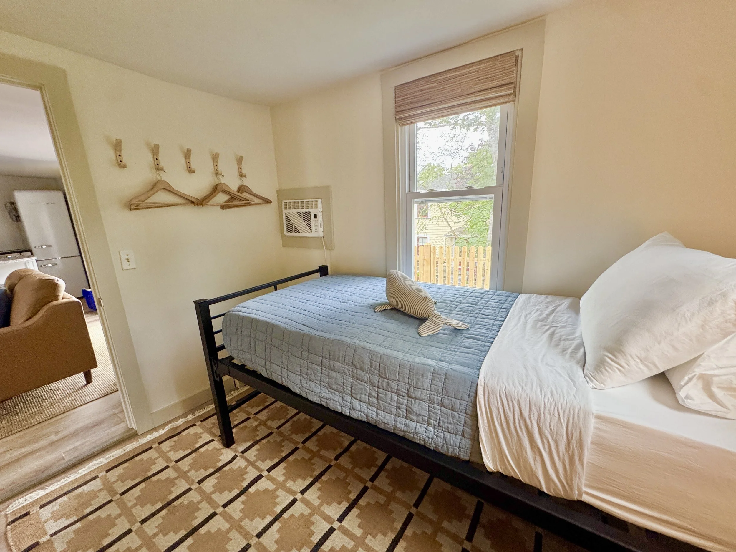 Cottage Single Room 3.jpg