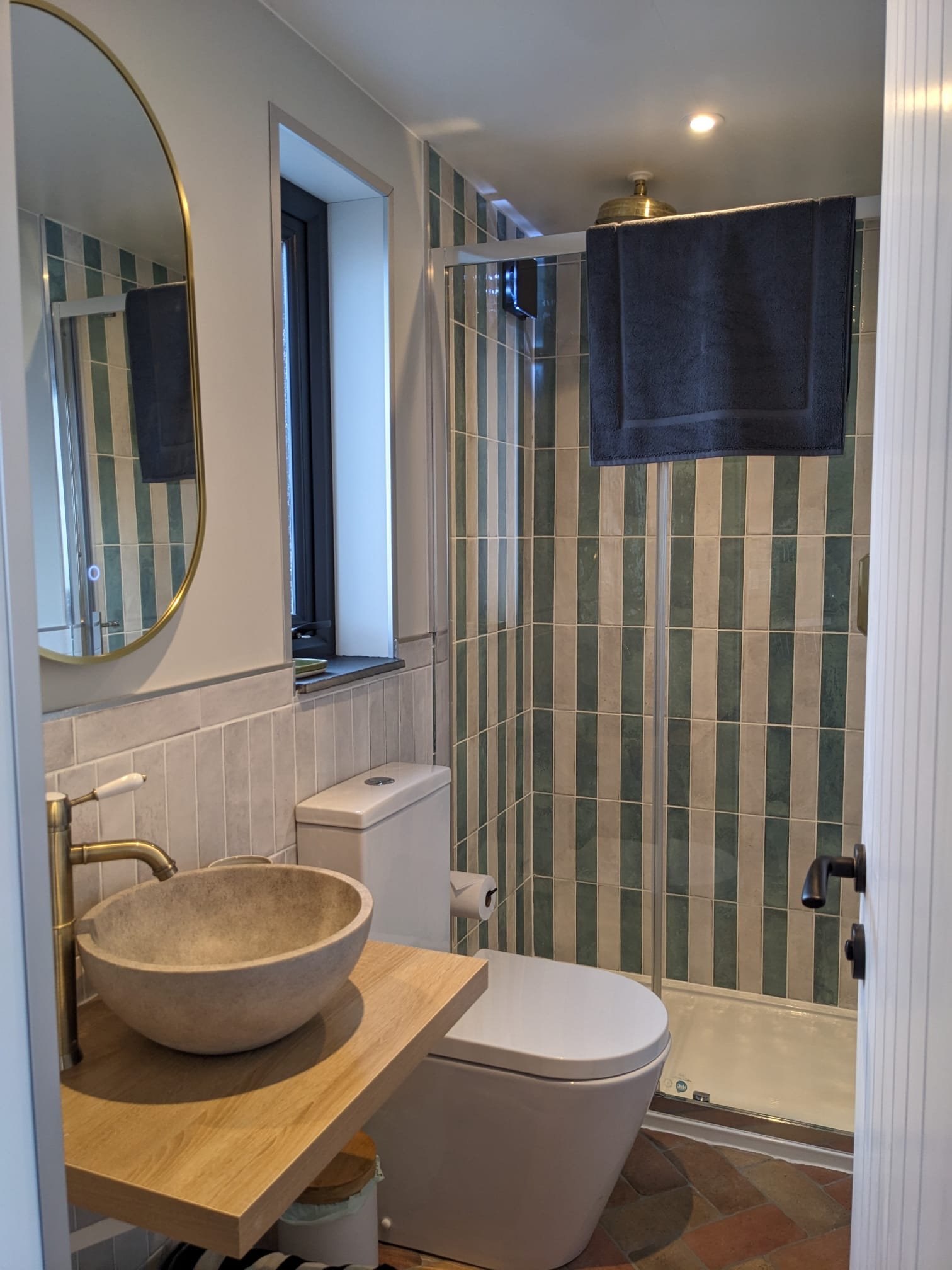 En-suite shower facilities