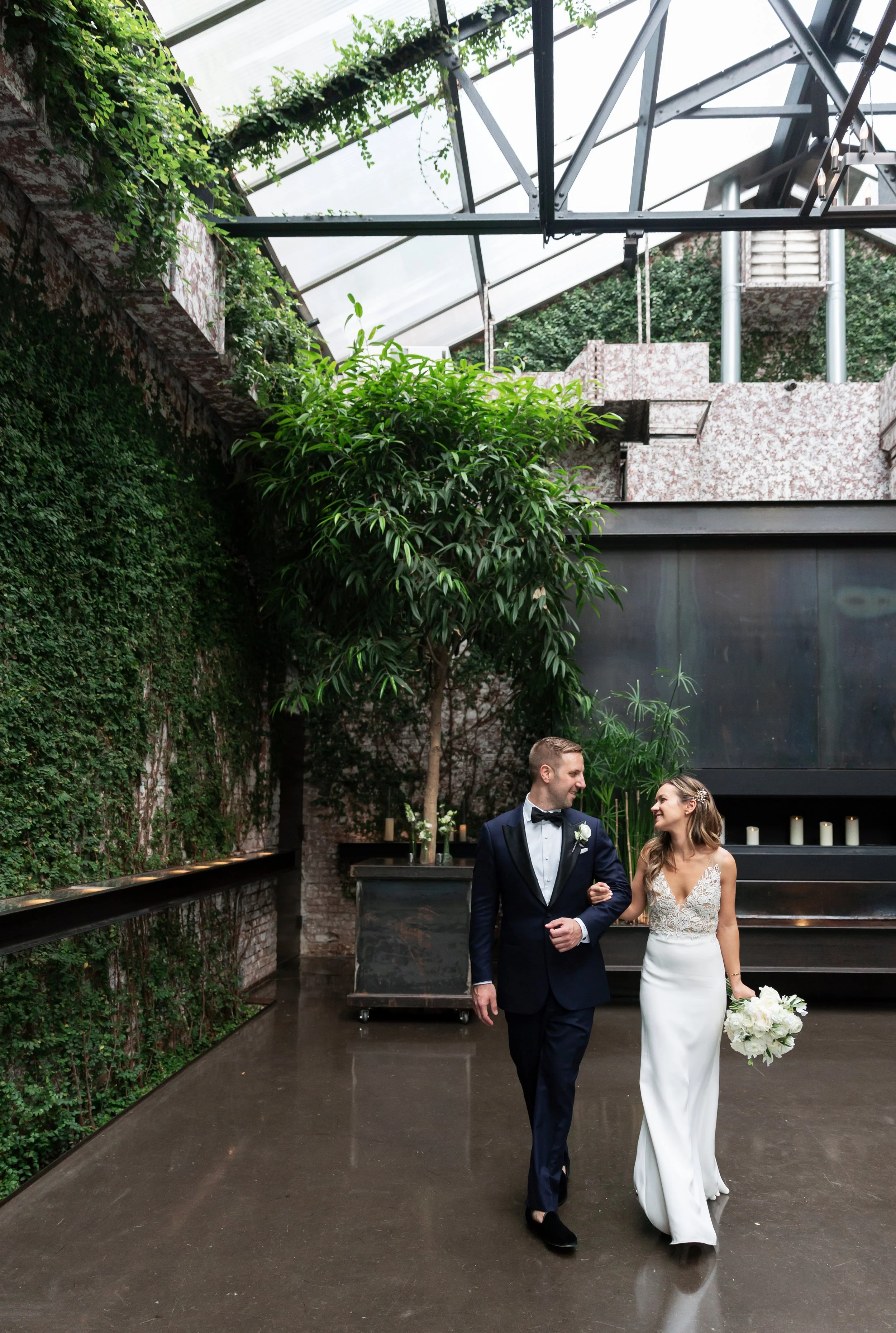 SarahLockhartPhotography_TheFoundry_Wedding_EJ_035.jpg
