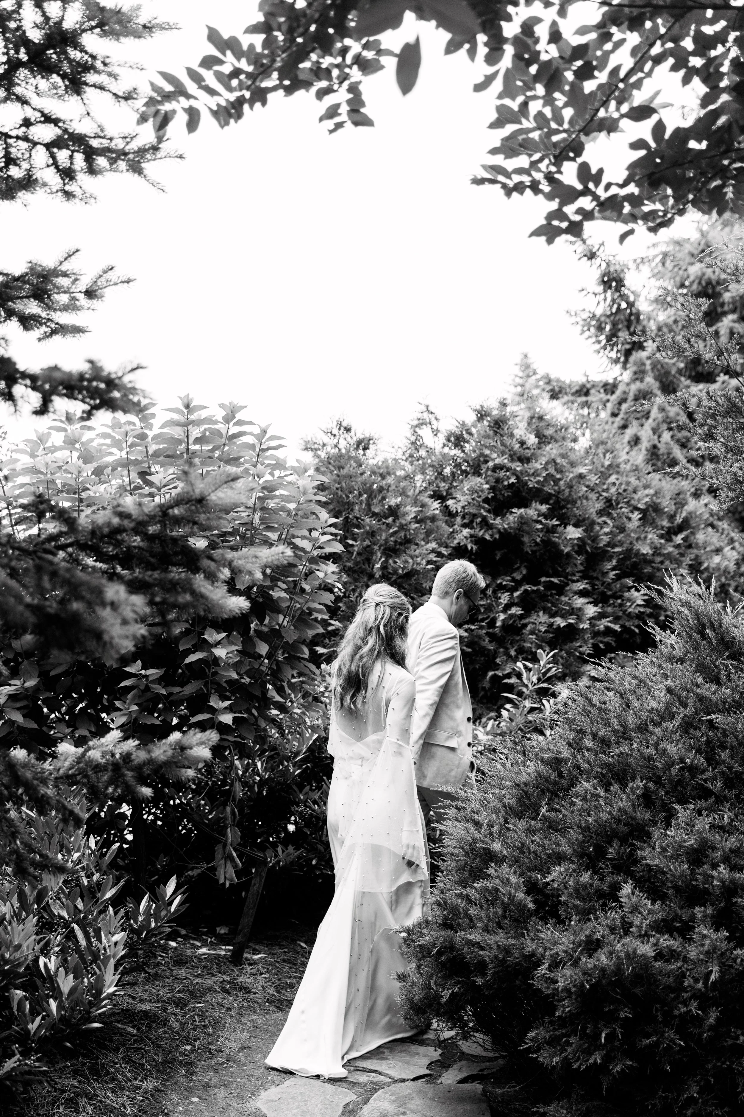 SarahLockhartPhotography_Lakeside_Wedding_SR057.jpg