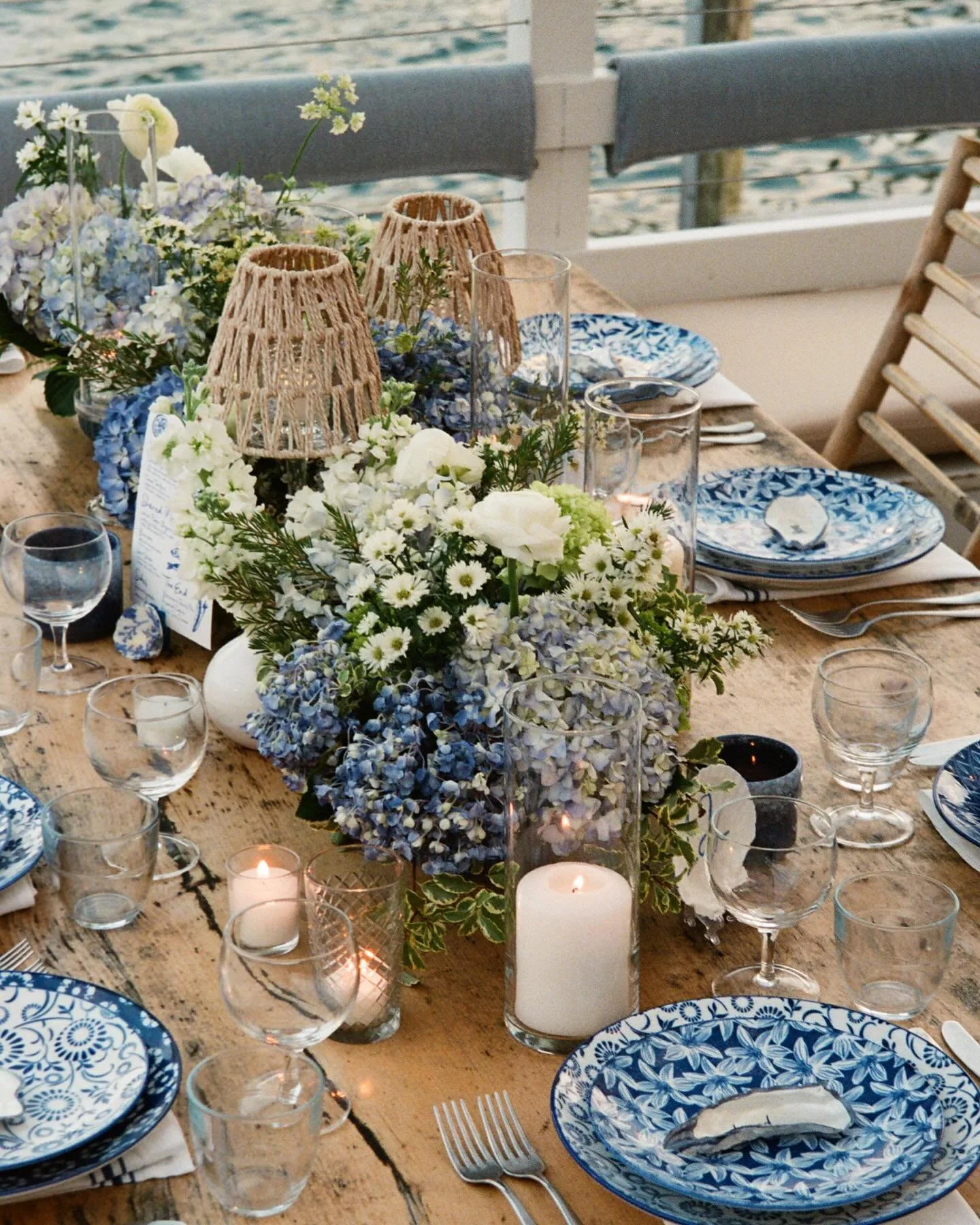 I&rsquo;d live this weekend over and over again 💙
Much more to come, but some previews for now ;) 

Coordination + Design- @saralandonevents 
Venue- @duryeasorientpoint 
Photographer - @sarahlockhartphotography 
Second Shooter- @jeanhodgensphotograp