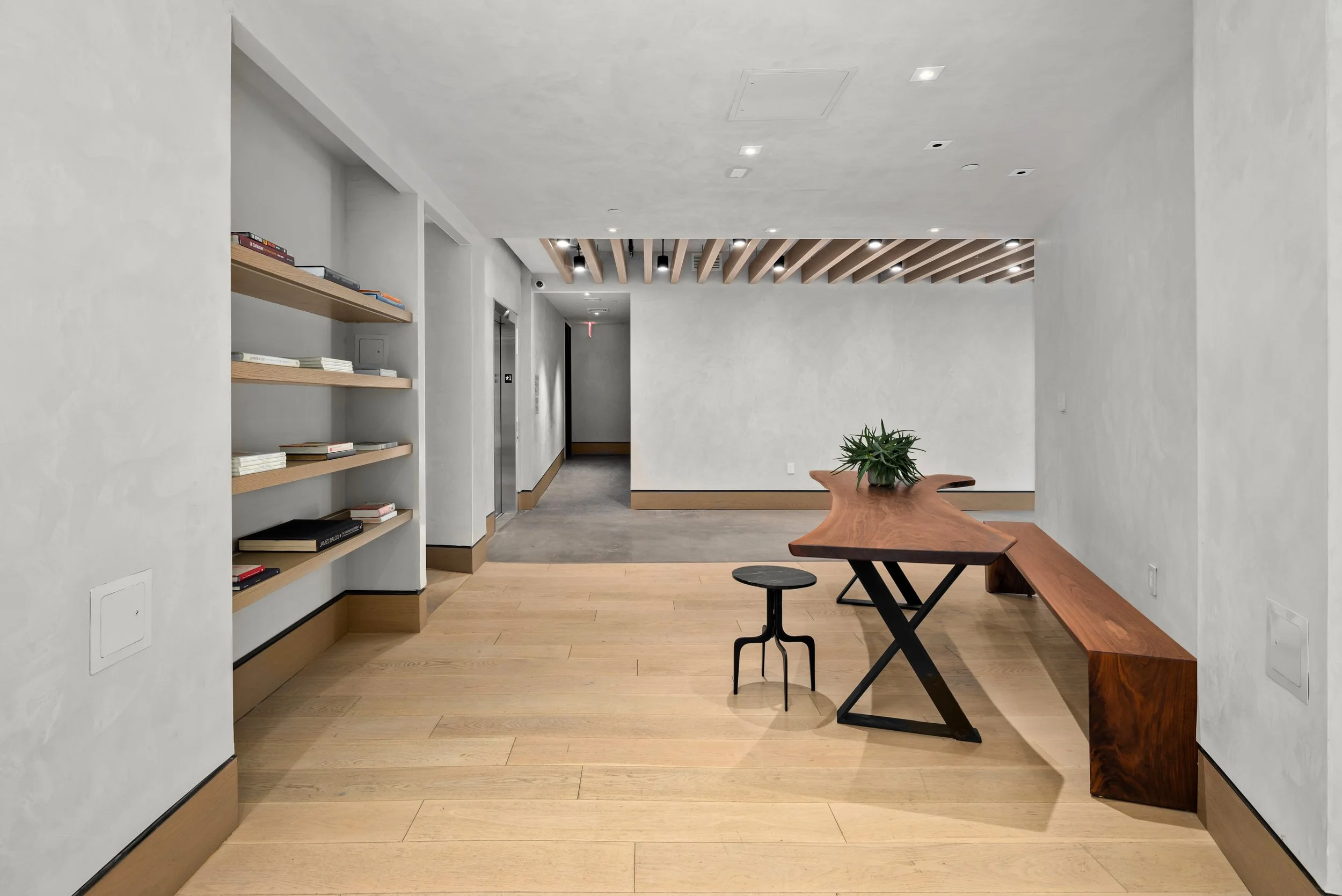 12. Lounge Area 2.JPG