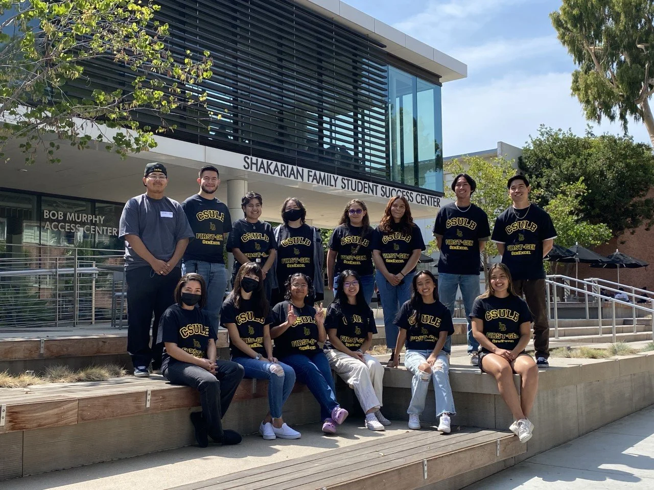 El programa GenExcel de CSULB ayuda a los estudiantes de primera generación a lograr el éxito académico
