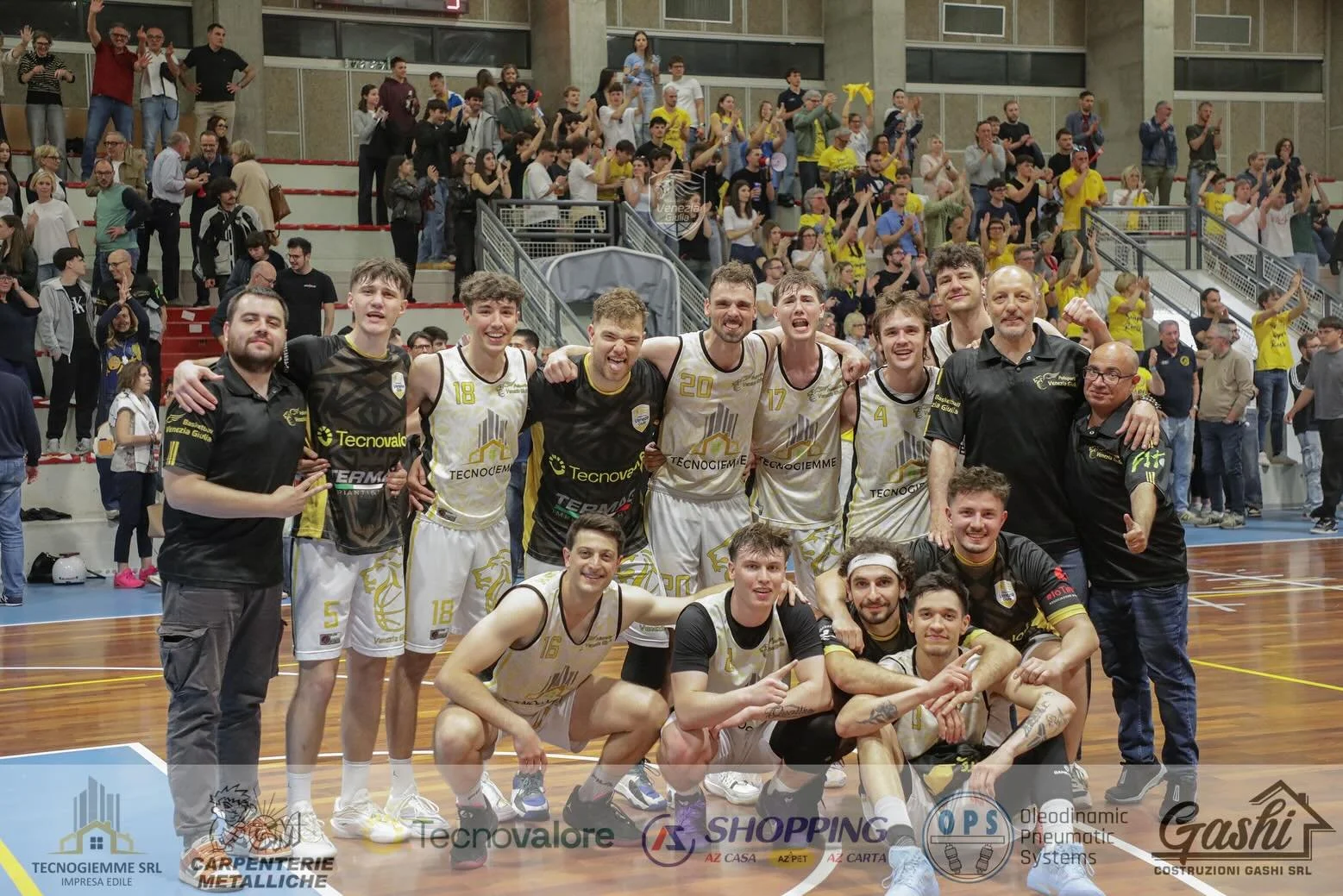 Alcuni scatti di gara 1 📸
Che partita!! 🏀

Su Facebook trovi l&rsquo;album completo 📔

#riproviamoCi #veneziagiuliabasket #muggia #trieste #Dr1