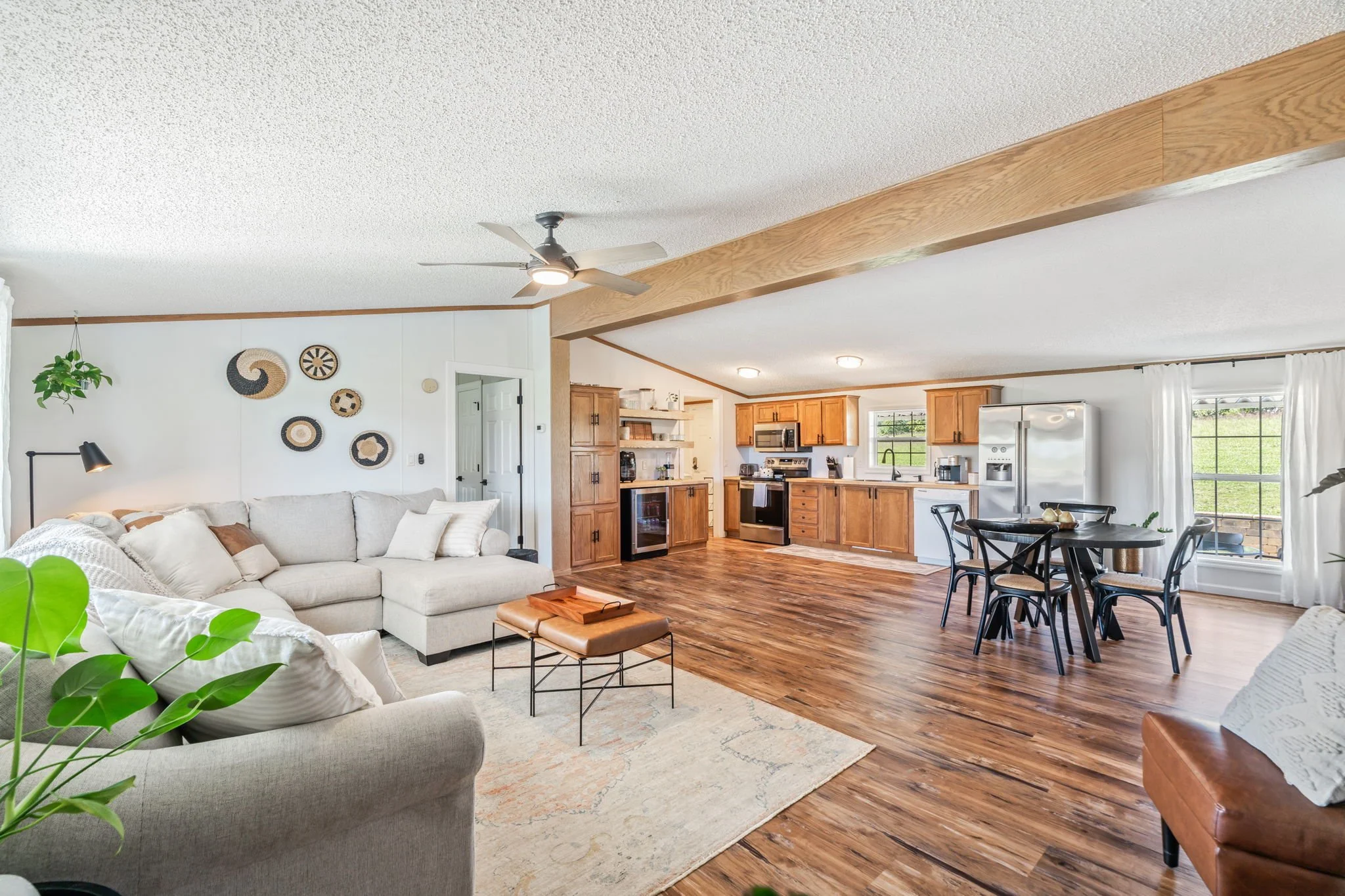 Open concept living room and kitchen perfect for group stays in the Smoky Mountains