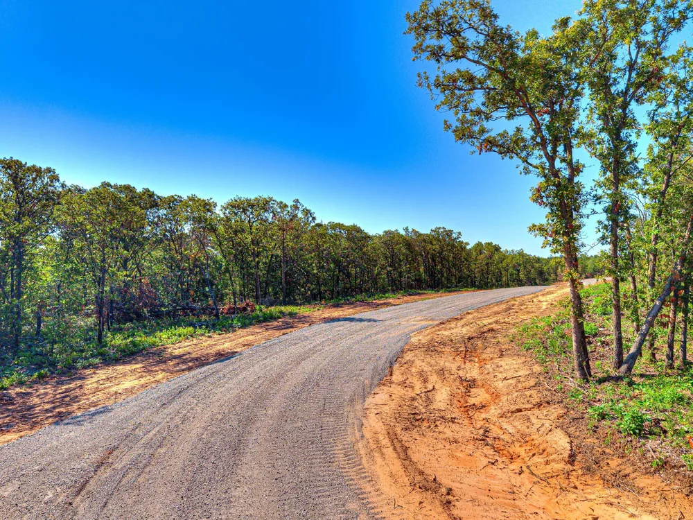 27-web-or-mls-10701 S Westminster Blvd-27.jpg