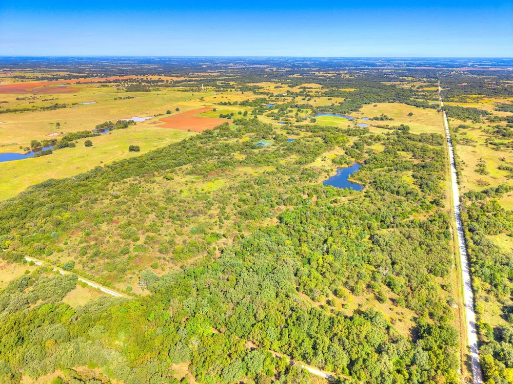 21-web-or-mls-Pauls Valley - N County Rd 3210-21.jpg