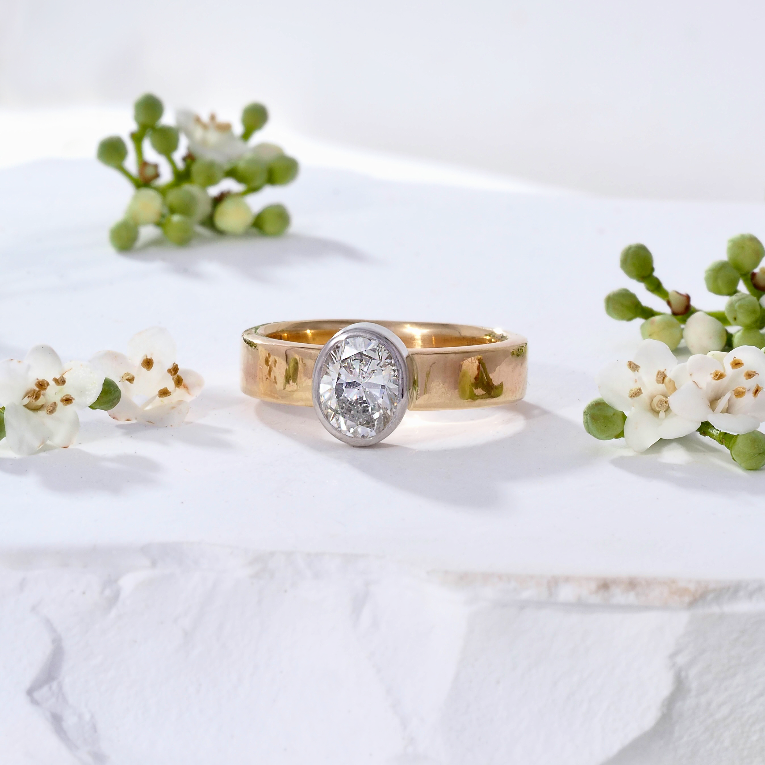 Oval diamond ring wht1 11.png