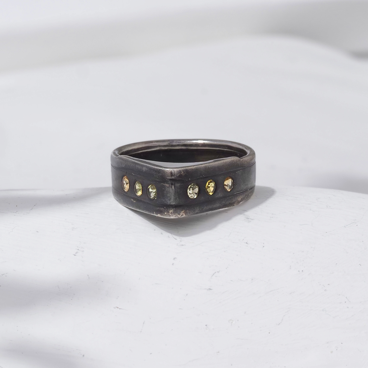 Mira Blackend Sapphire 6 wht 11 brighter by 20.png