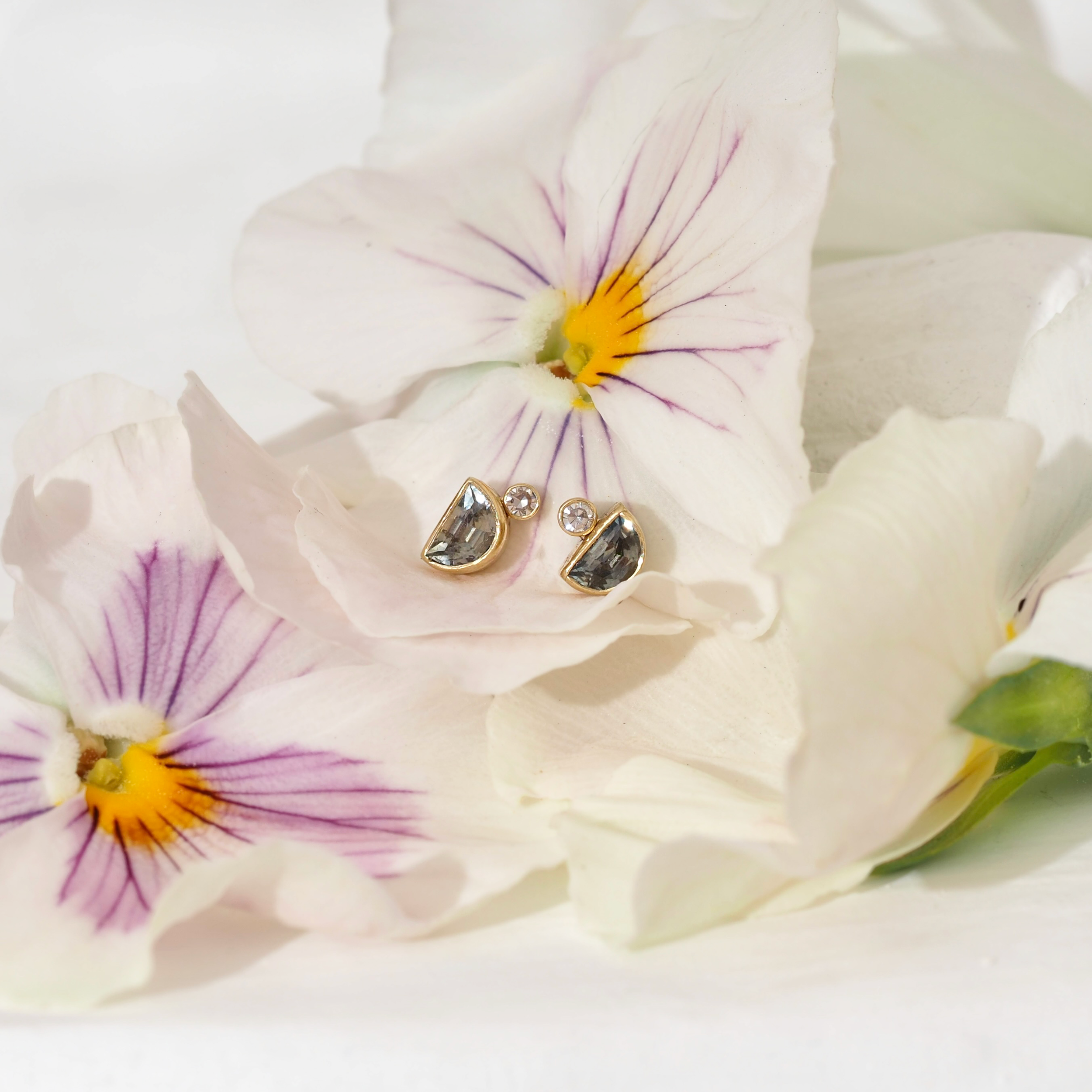 half moon studs pansy pretty 11.png