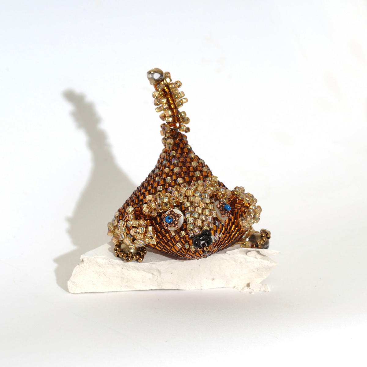 P1017441 11 J1 Beaded Creature.png