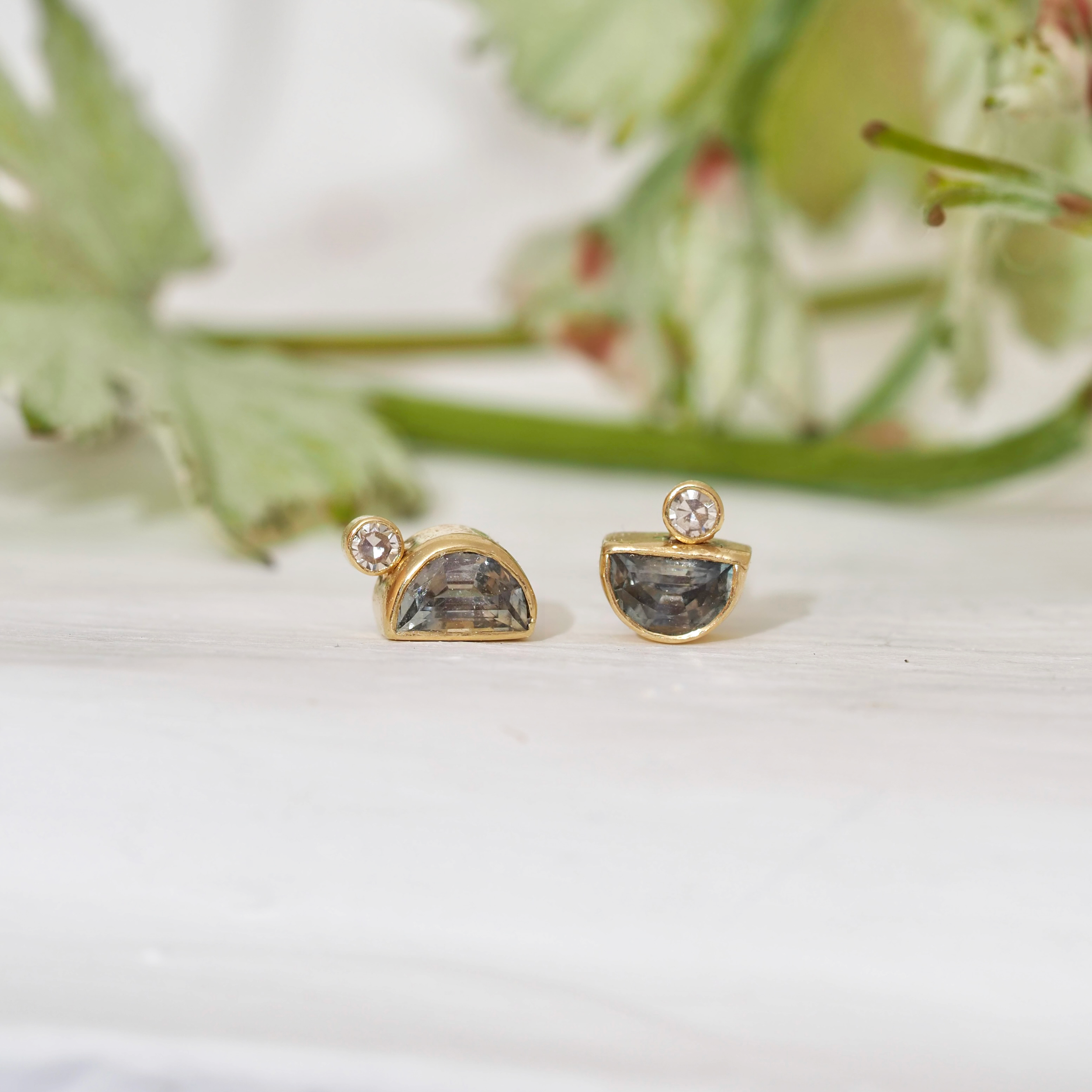 Moonrise Studs