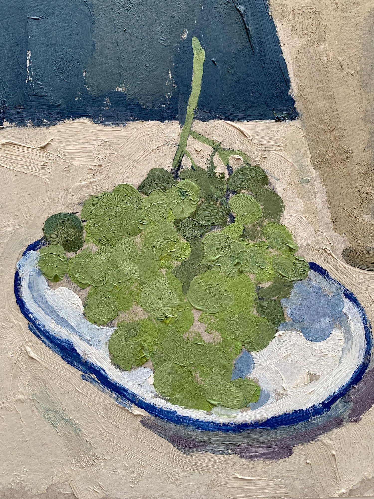 earthern jug and grapes_close.jpg