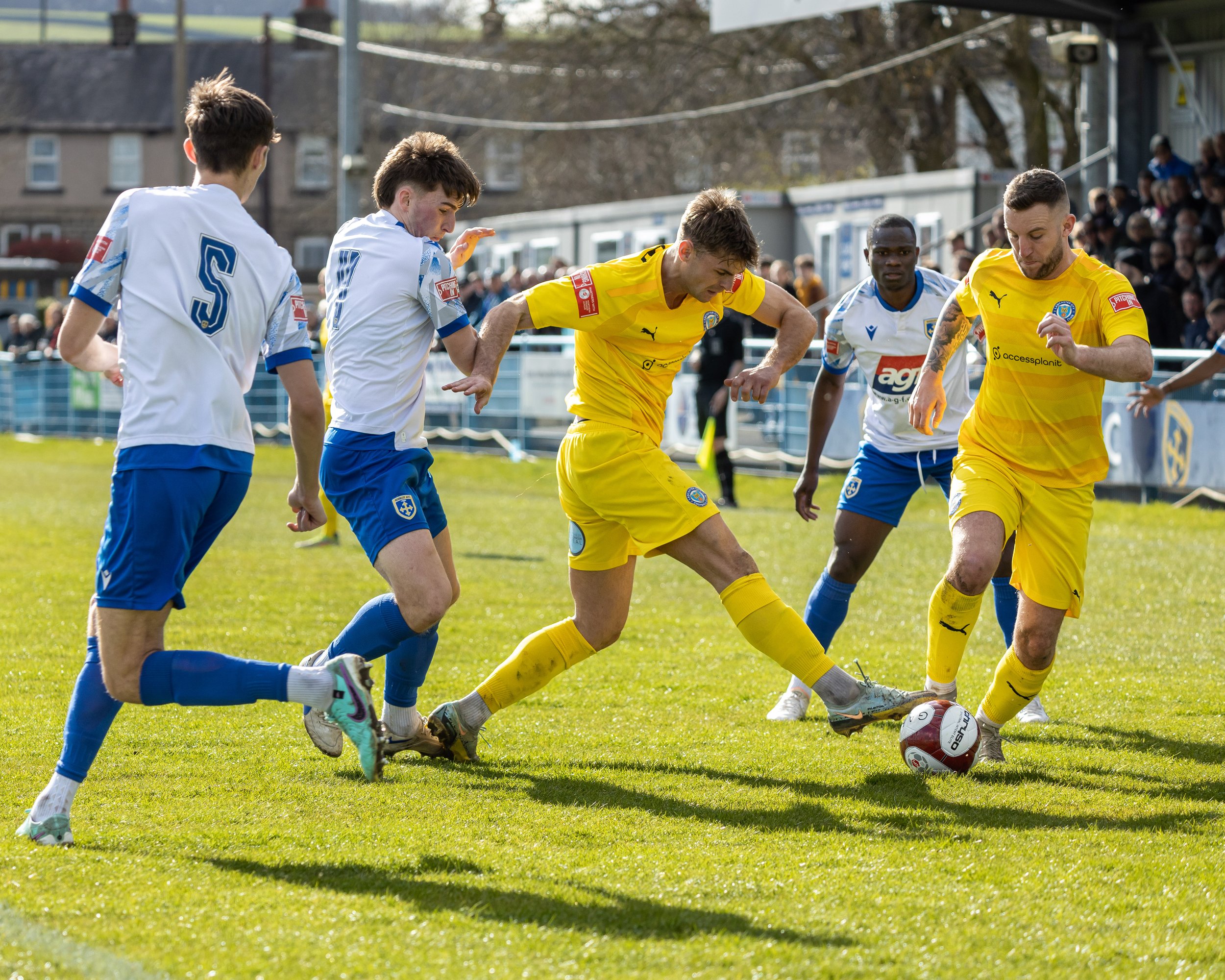 Guiseley (2) vs (3) Lancaster-40.jpg