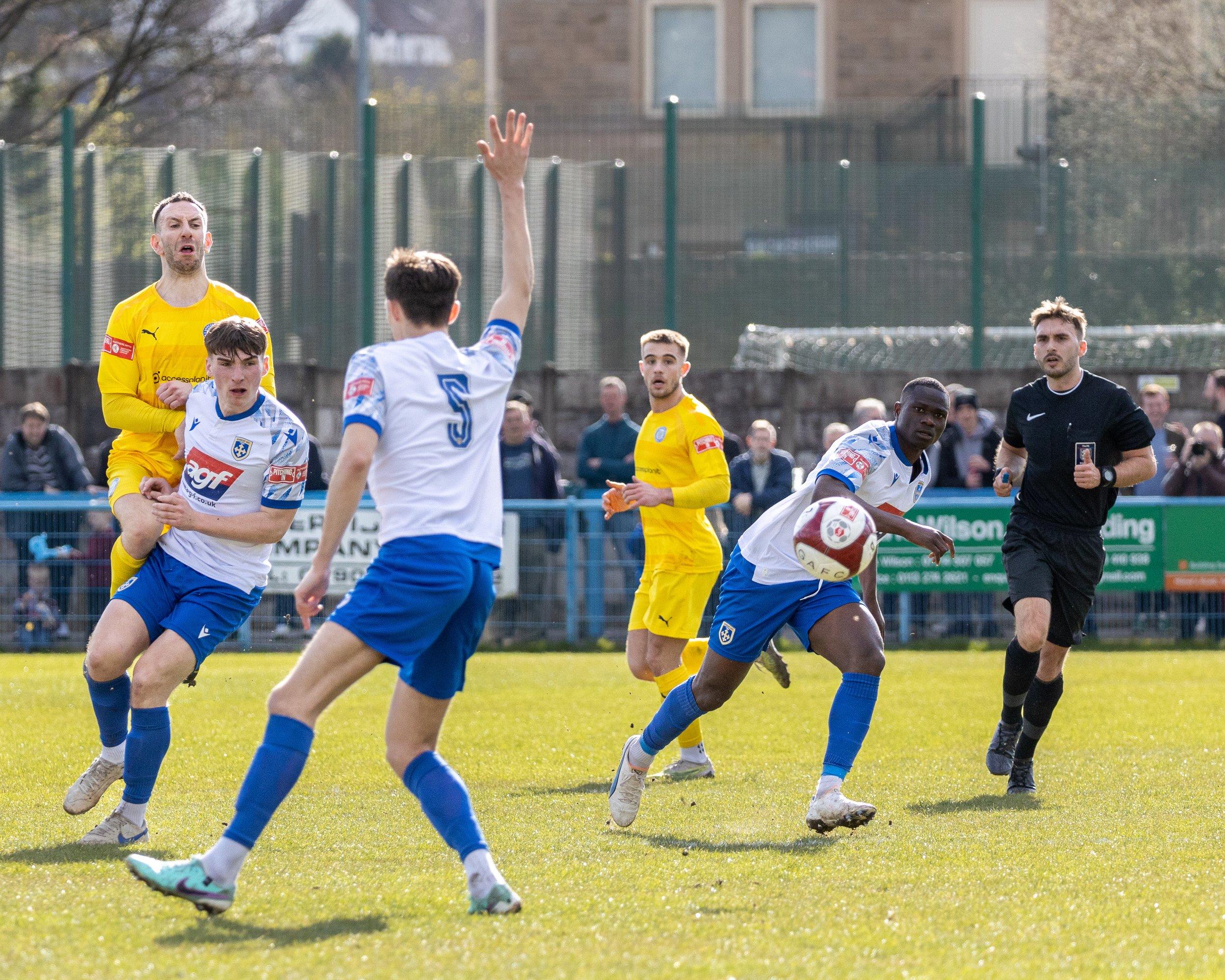 Guiseley (2) vs (3) Lancaster-49.jpg