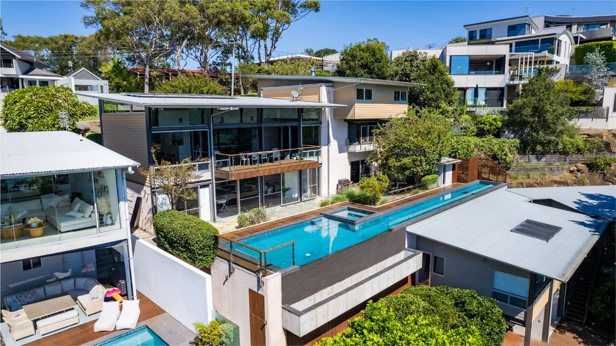 9 Goulburn St, Dudley POOL Drone Photo [BK]-01 FIX clean.jpg