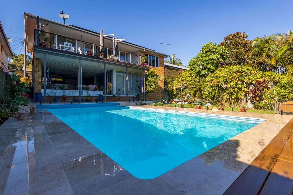 21 Victor Ave, Valentine POOL Cam Photo (wide) [BK]-3.jpg