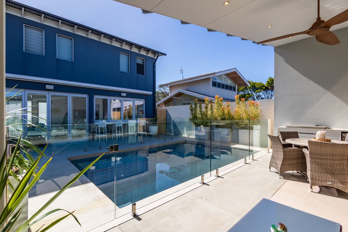 15 Cain Street, Redhead POOL Cam Photo [BK]-15.jpg