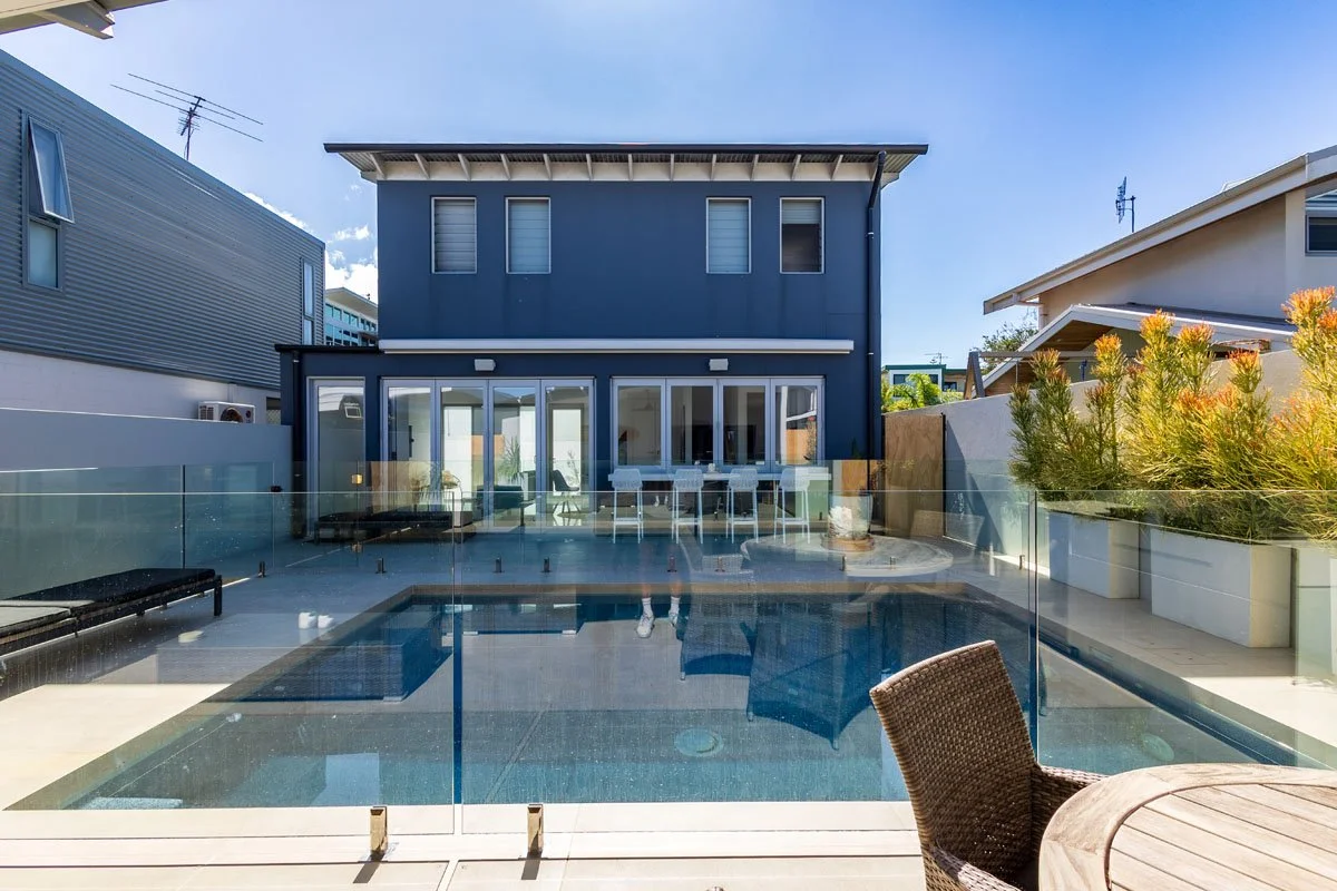 15 Cain Street, Redhead POOL Cam Photo [BK]-13.jpg