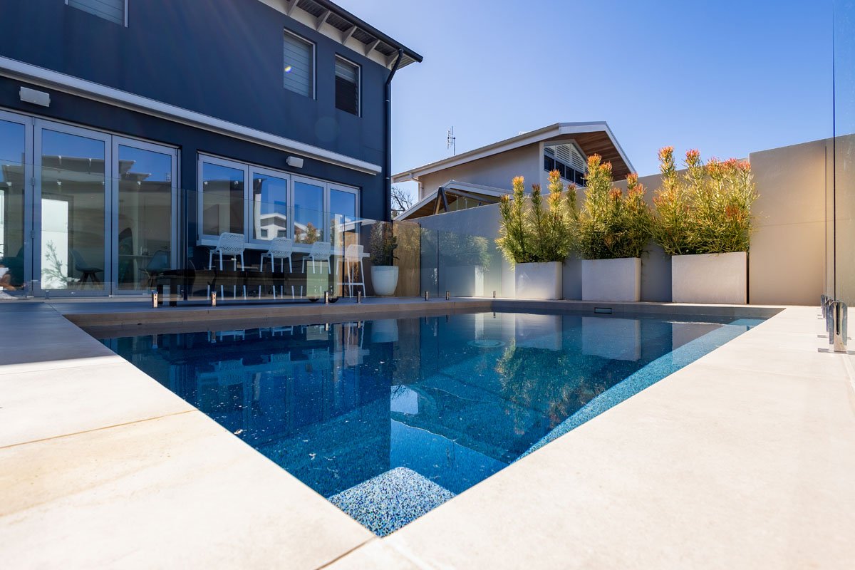 15 Cain Street, Redhead POOL Cam Photo [BK]-02.jpg