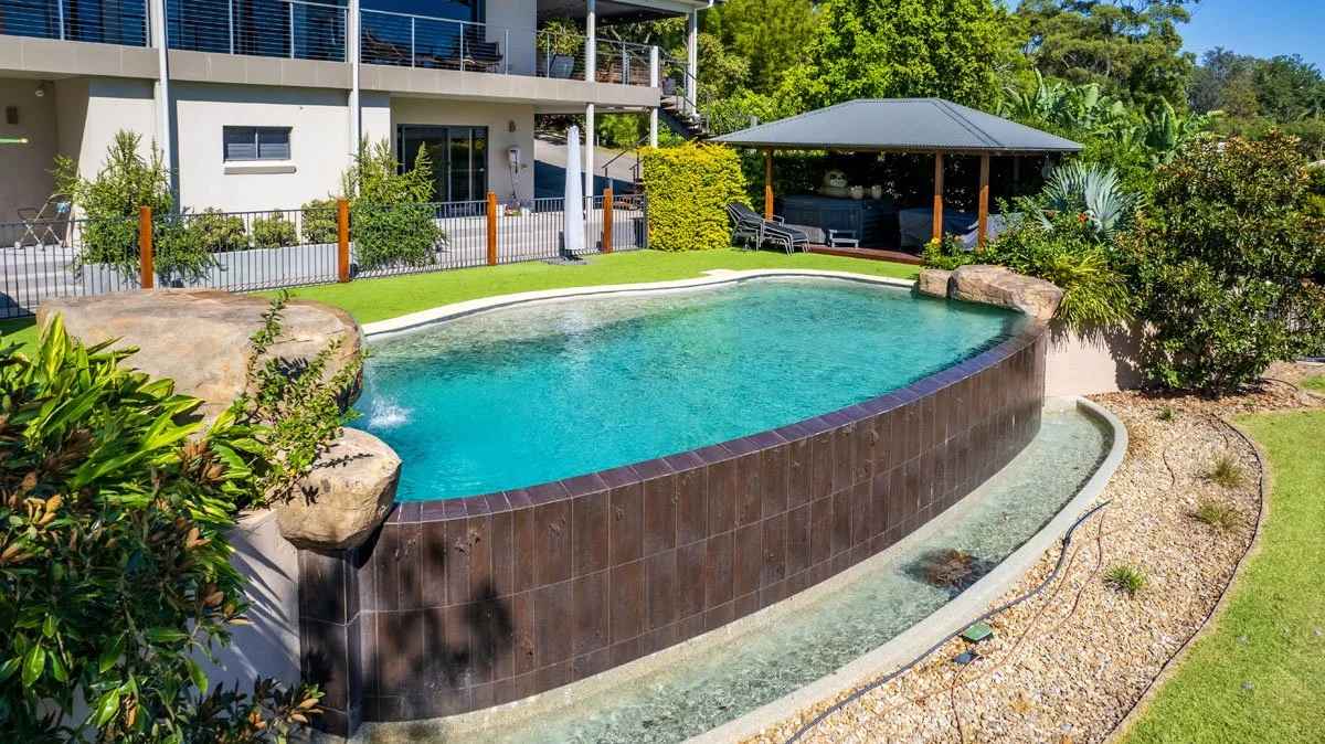 51 Cherry Rd, Eleebana POOL Drone Photos [BK]-2.jpg