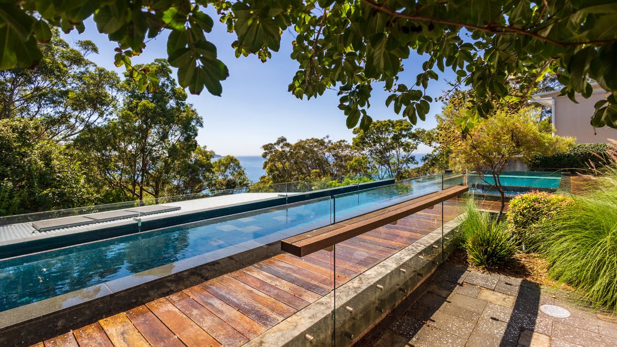 9 Goulburn St, Dudley POOL Cam Photo (wide) [BK]-2.jpg