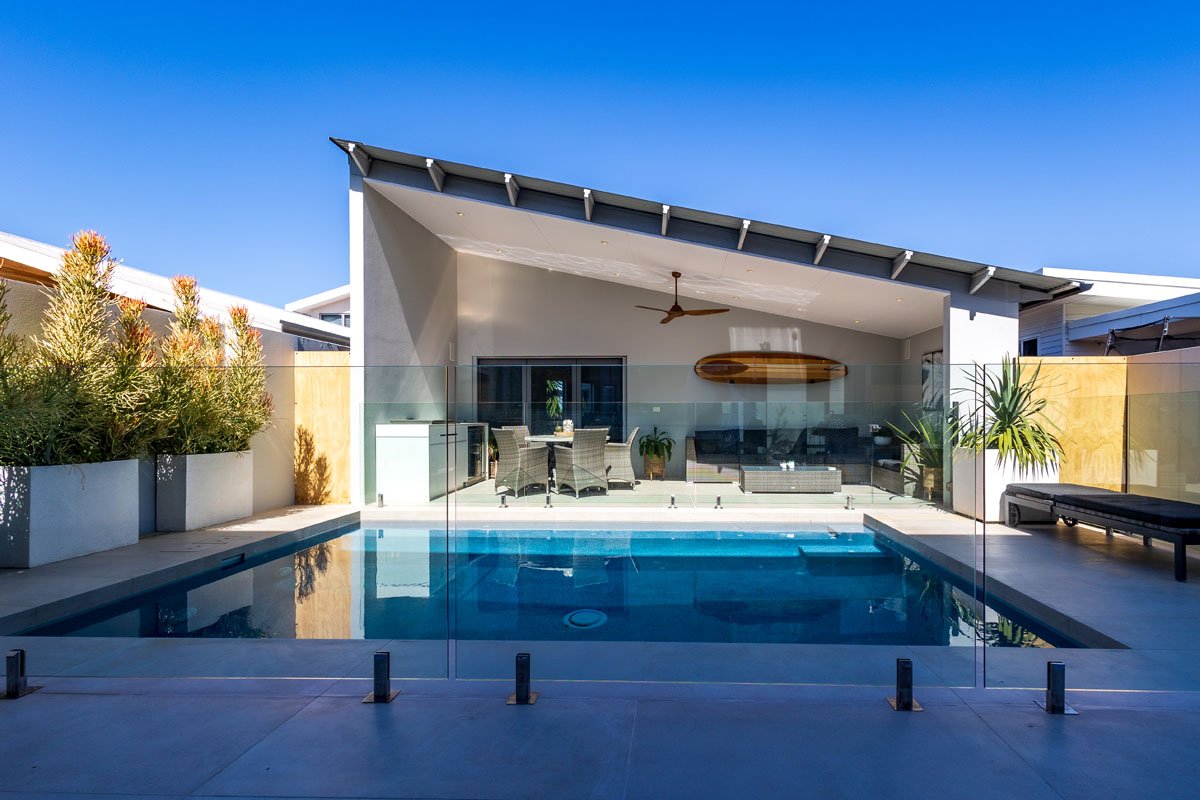 15 Cain Street, Redhead POOL Cam Photo [BK]-08.jpg