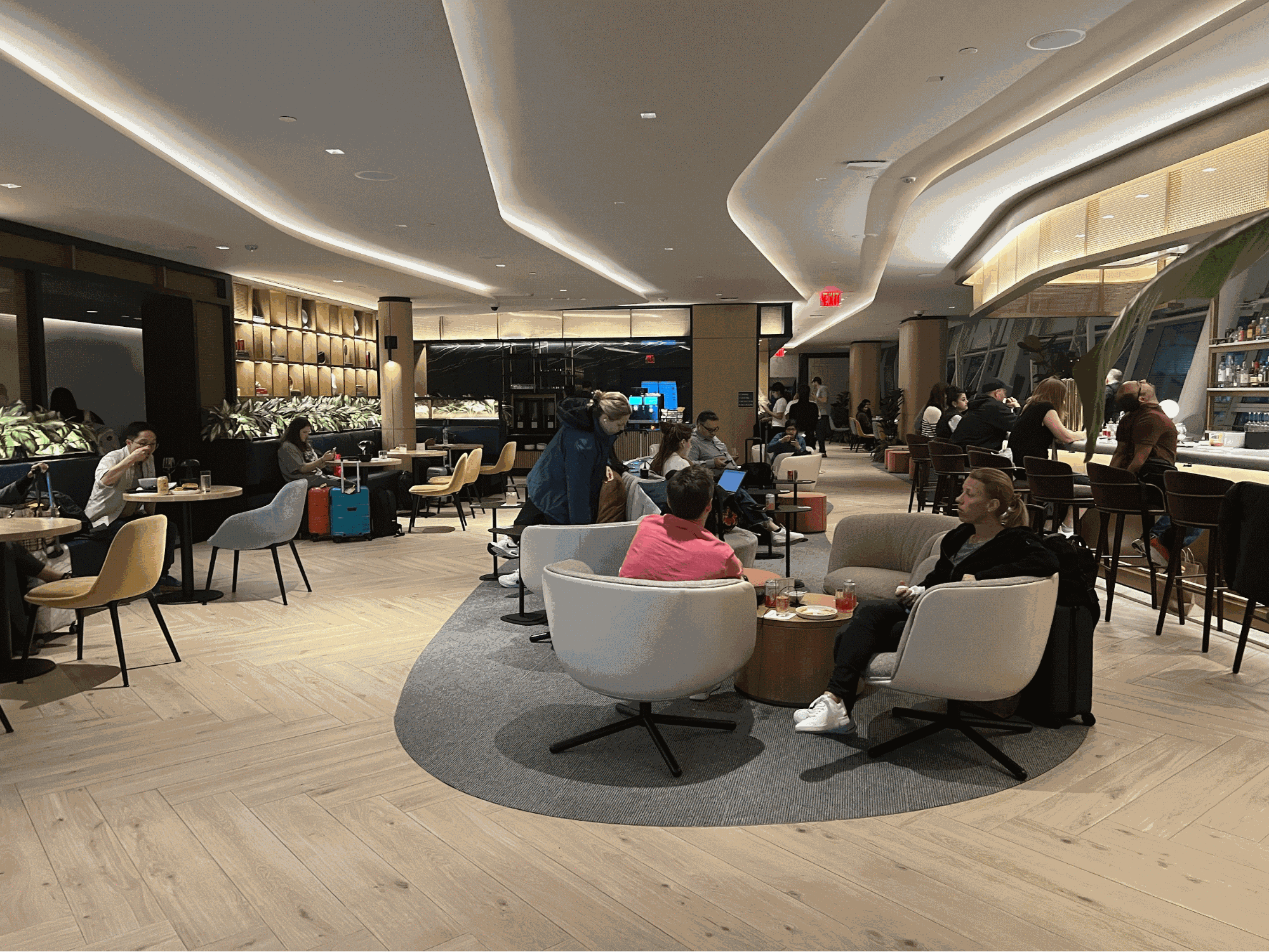 Chase’s Modern and Cozy Sapphire Lounge by the Club with Etihad Airways at JFK