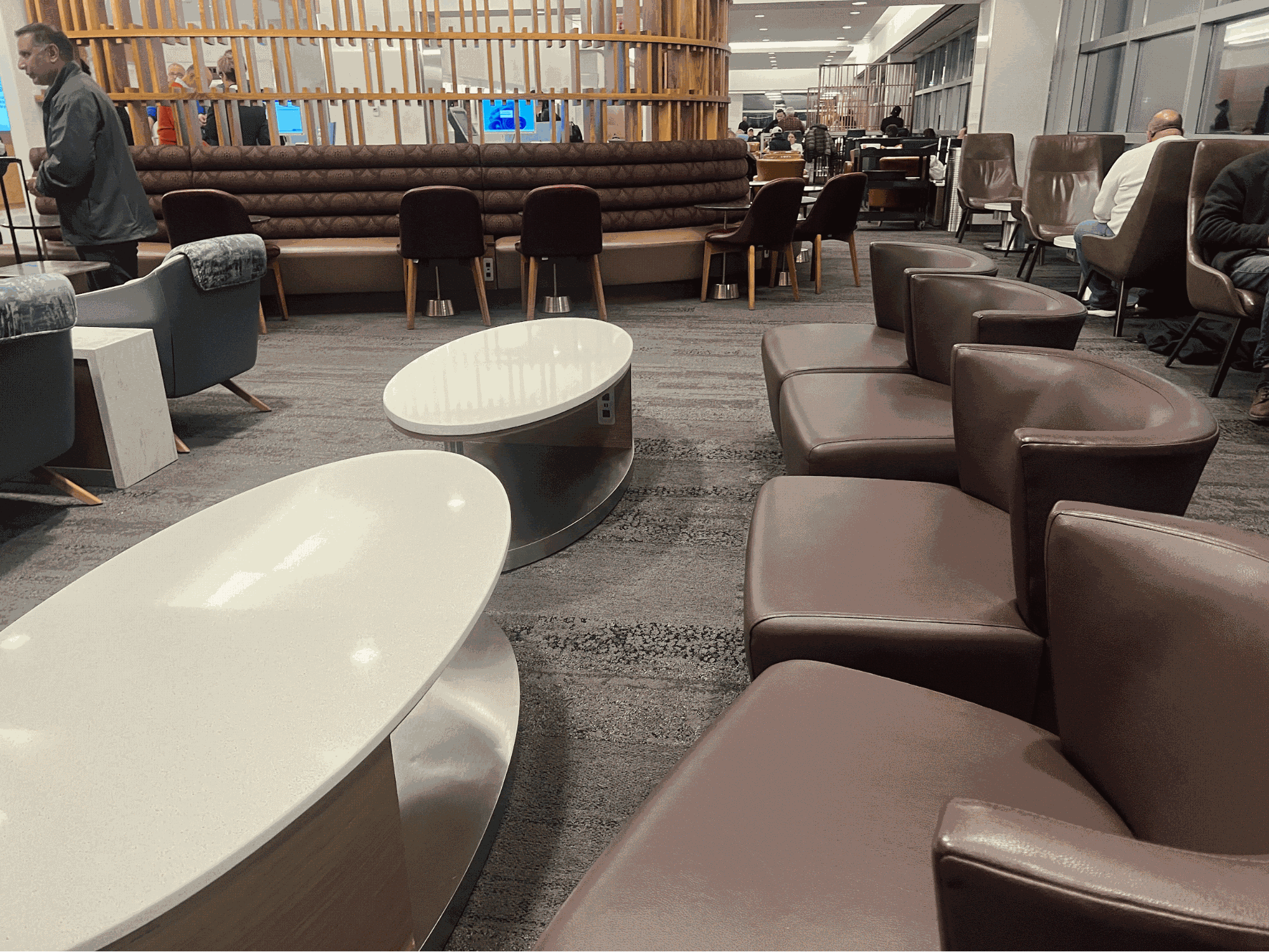 Delta Sky Club Review in New York JFK Terminal 4, Concourse B
