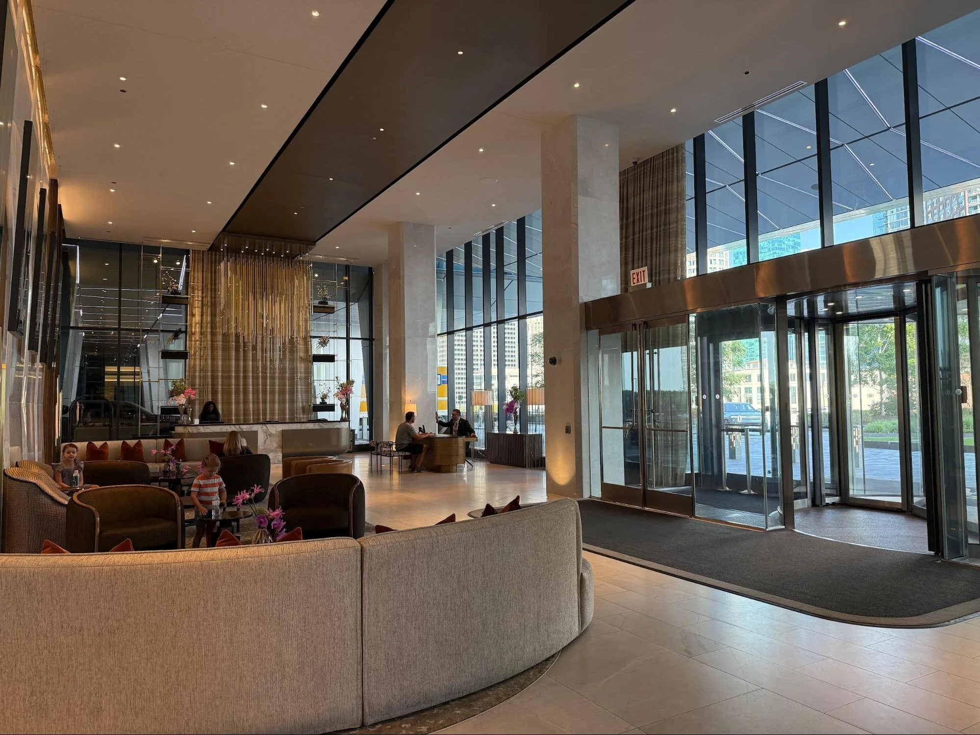 Marriott Luxury in The Windy City: A Stay at the St. Regis Chicago&nbsp;