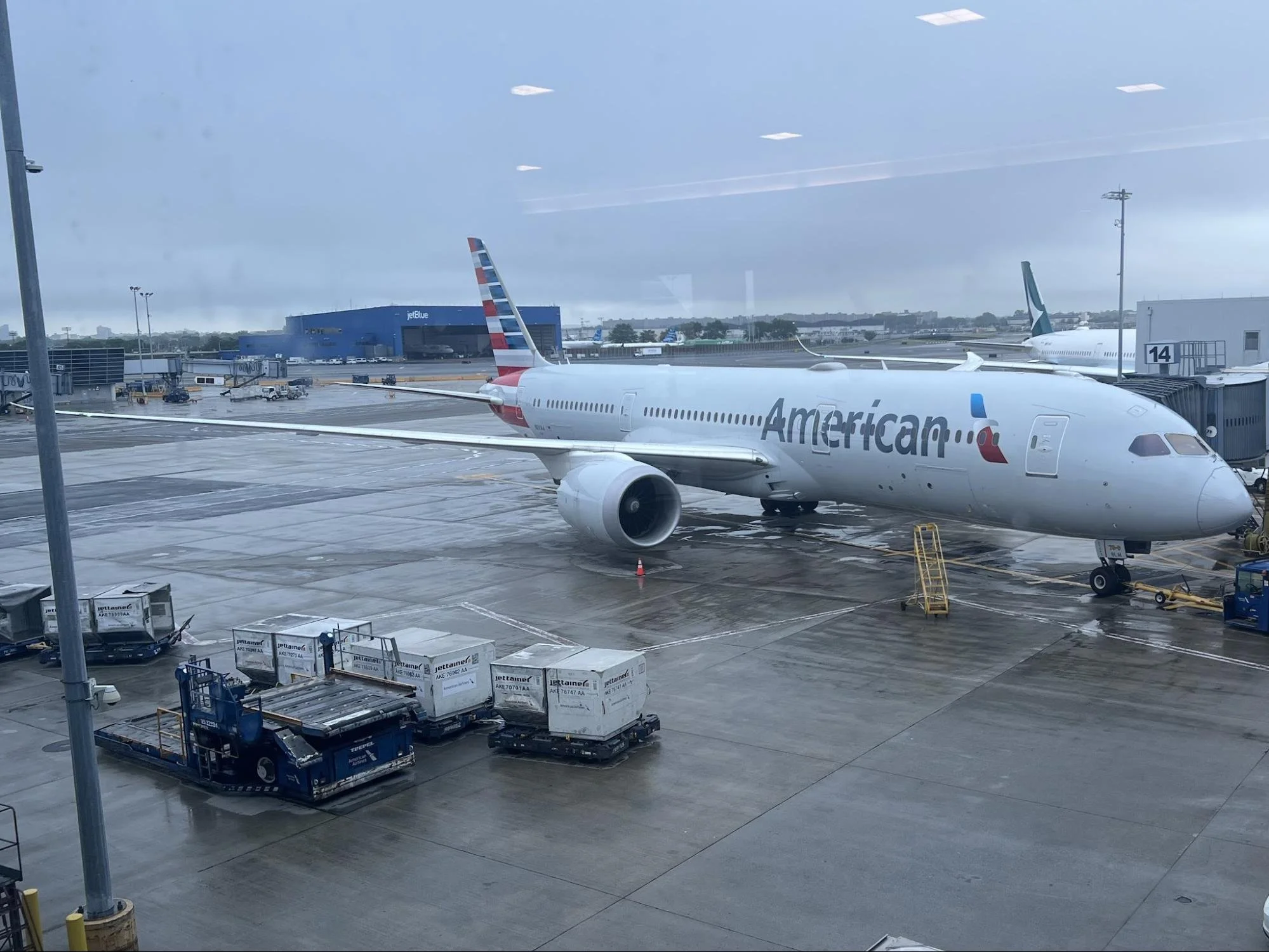 American Airlines to Launch Service Between Chicago and East Asia
