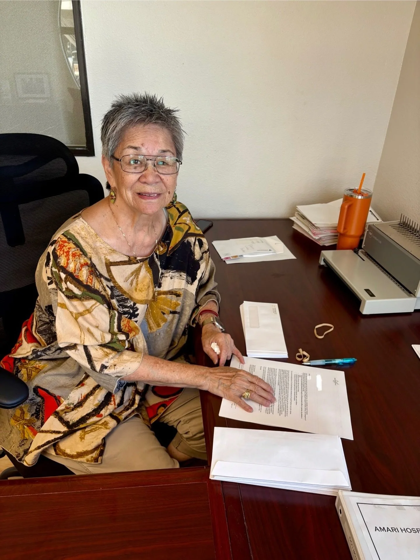 ✨Happy National Volunteer Month ✨

As part of national volunteer month, we want to give a special thank you to Nat for generously giving her time and support to our team.

Not all volunteering happens to be at the bedside. So much hospice care is sup