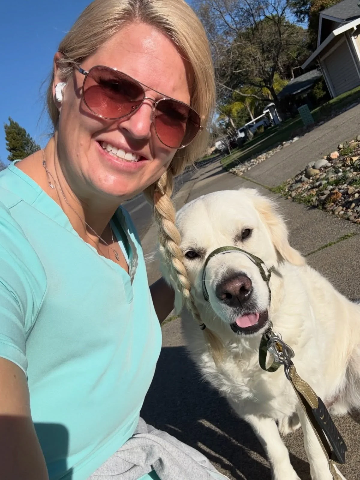 We&rsquo;ve got you!

In life&rsquo;s hardest moments, our compassionate team is right by your side bringing you comfort, dignity, and even a little joy into your home.

Whether you need skilled home health care or gentle hospice support, Amari is he