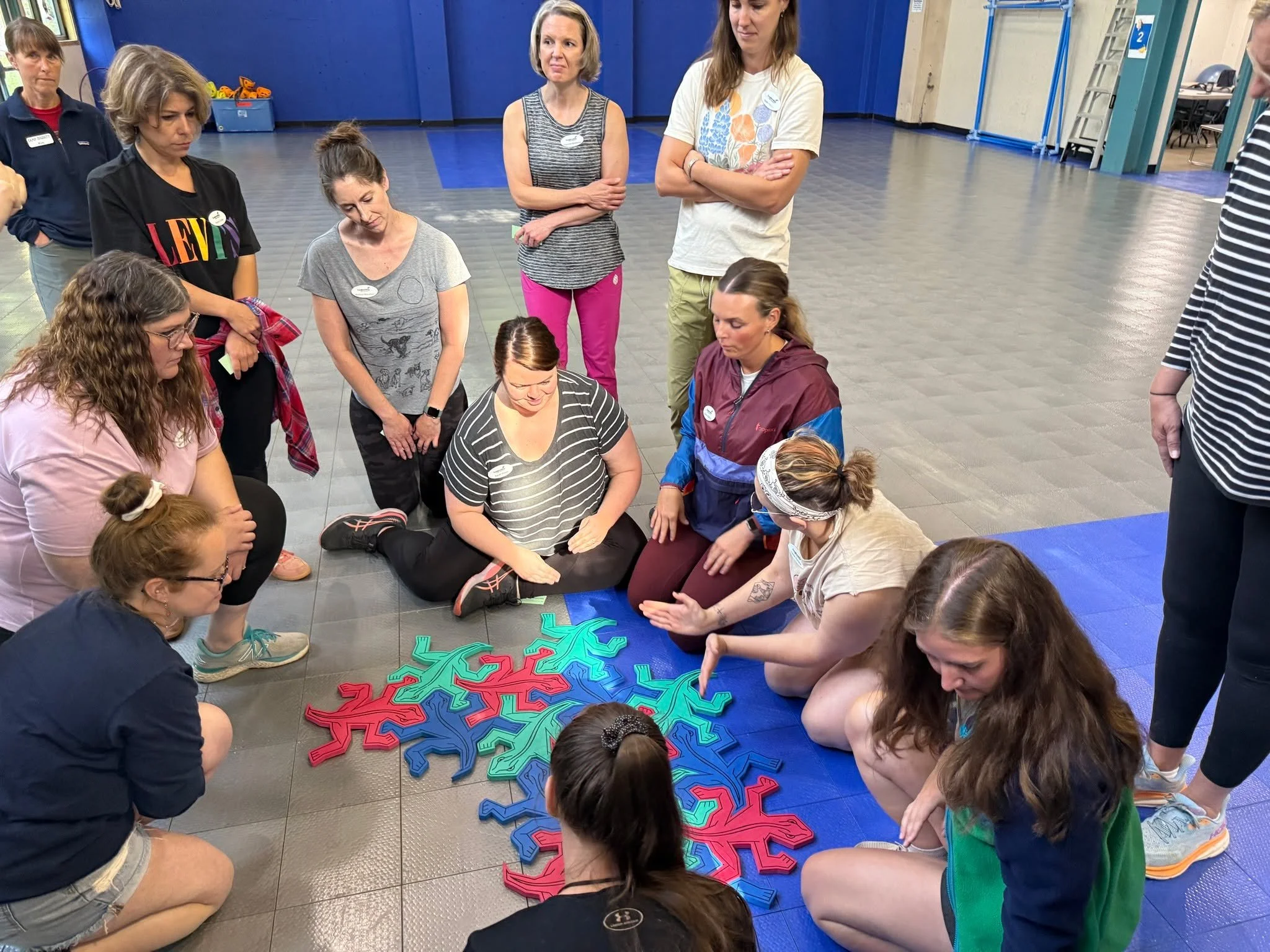 Yesterday we welcomed the new class of Leadership Little Traverse to Camp Daggett for a full day of icebreakers, teambuilding, and connection! Through Camp Daggett Adventure Education, participants step outside of their comfort zones, lean on one ano