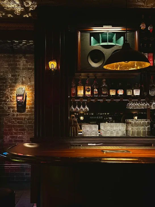 Johnny's Cocktails & Hi-Fi