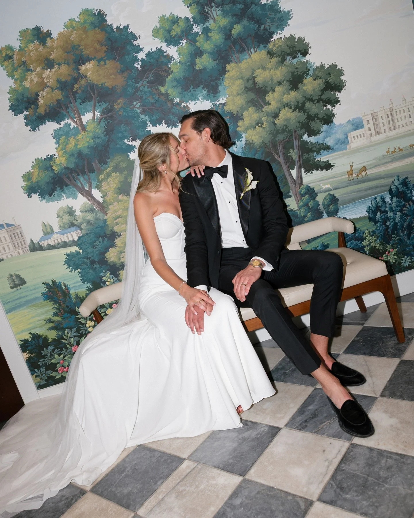 Lexie and Stephan&rsquo;s wedding was the pivot of the century.

Just days before their celebration, they made the difficult decision to move their wedding from Sayulita to San Diego, reimagining the entire weekend they had dreamt of in less than sev