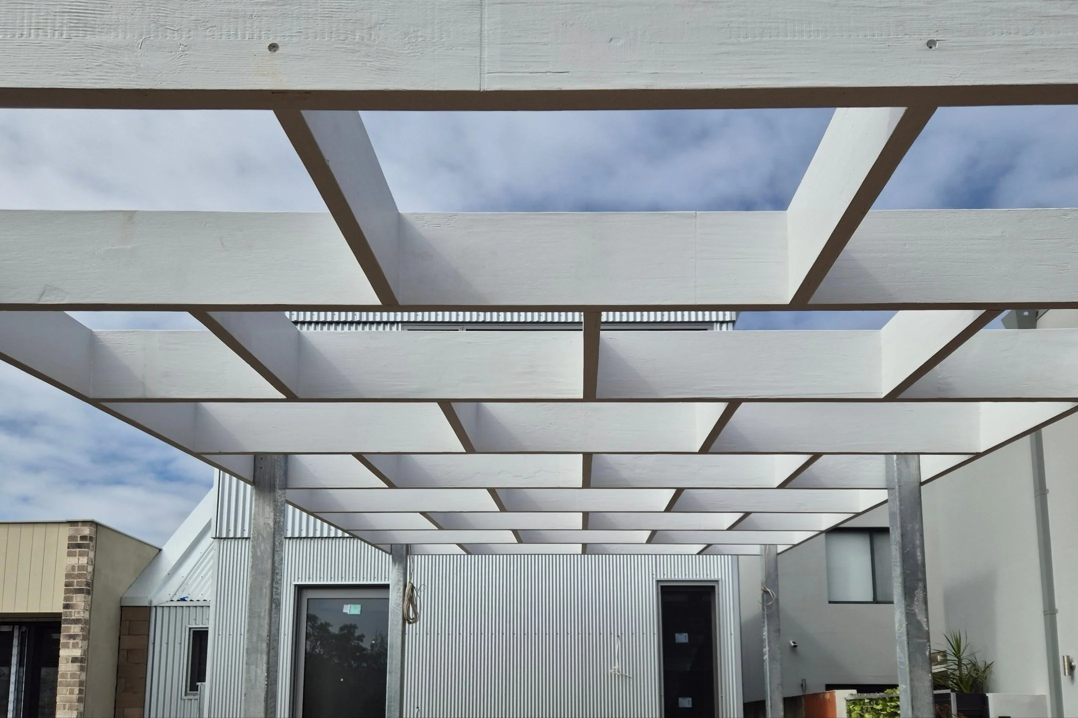 pergola_columns_corrected.jpg