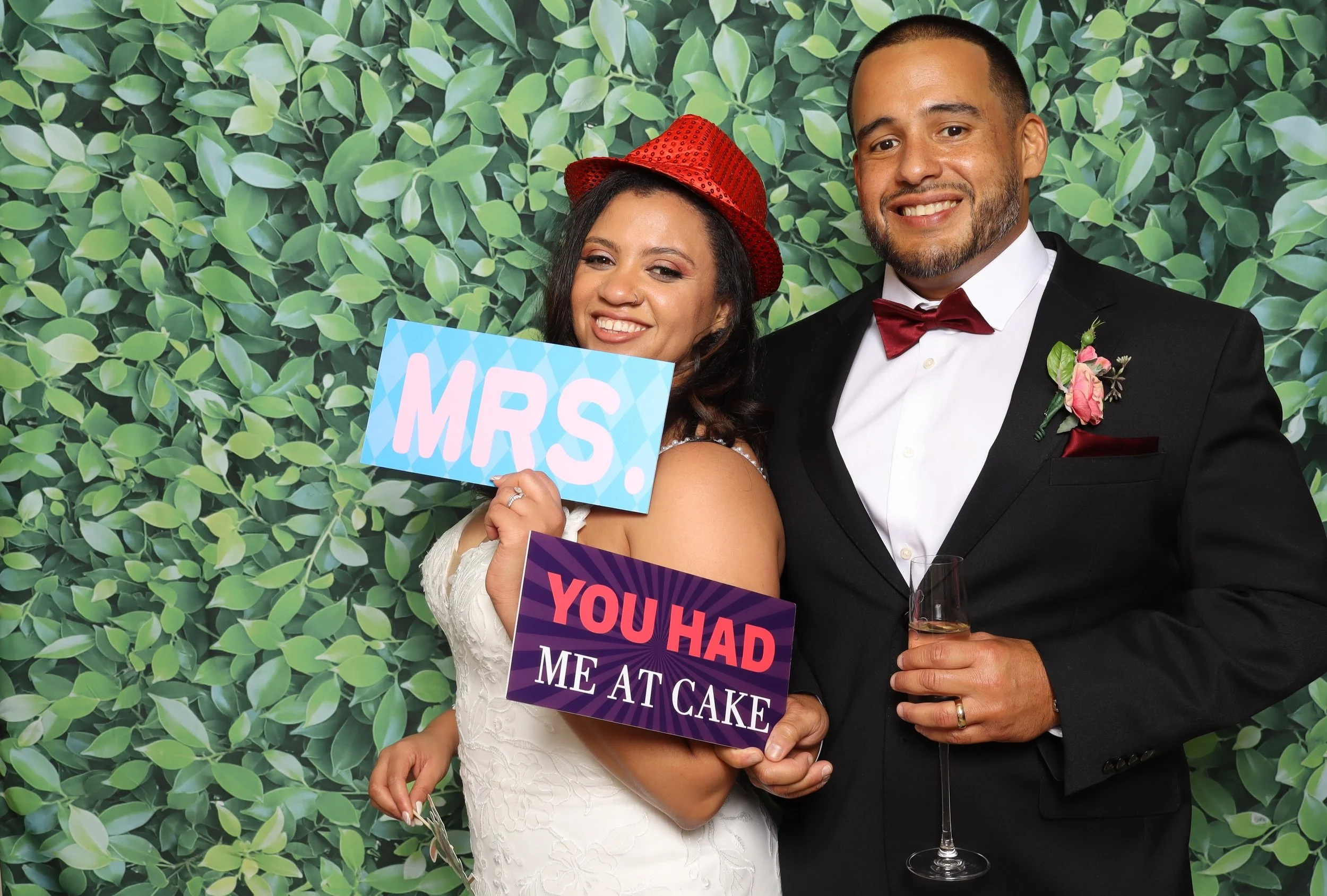 Newlyweds at wedding photo booth rental in Boynton Beach, FL — D&amp;L Photobooths