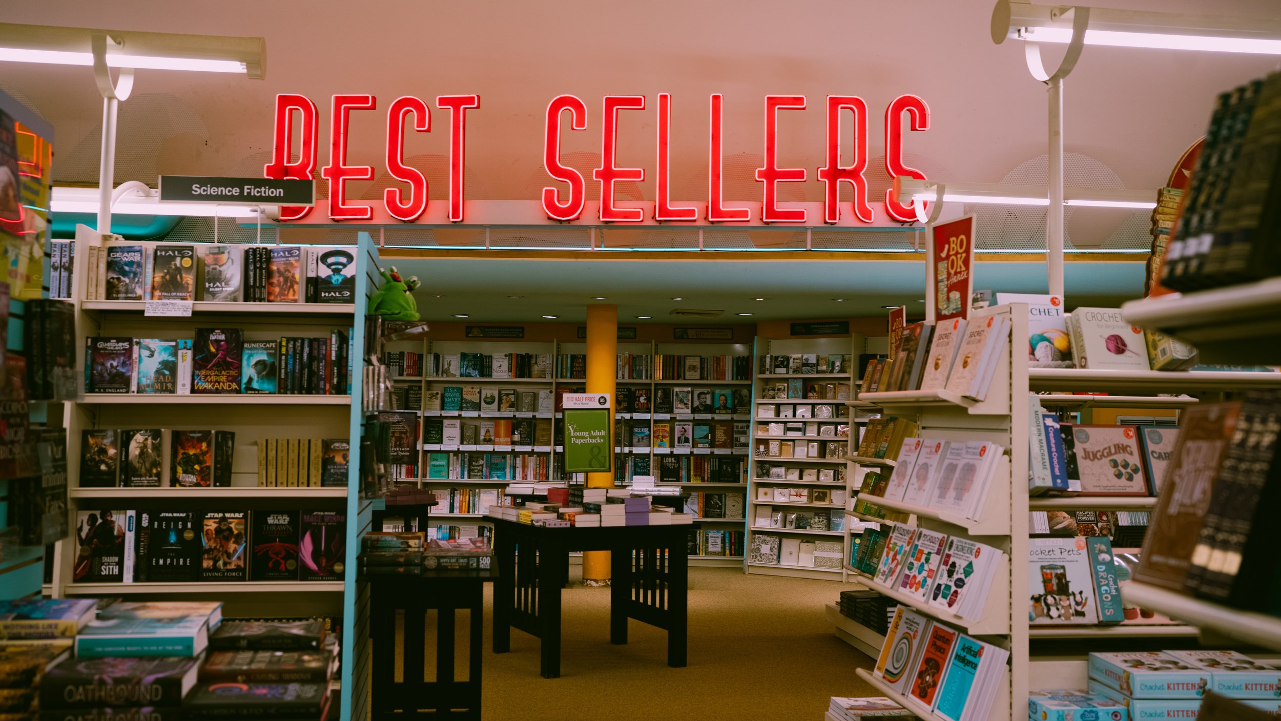 Bookstar Loma Theatre